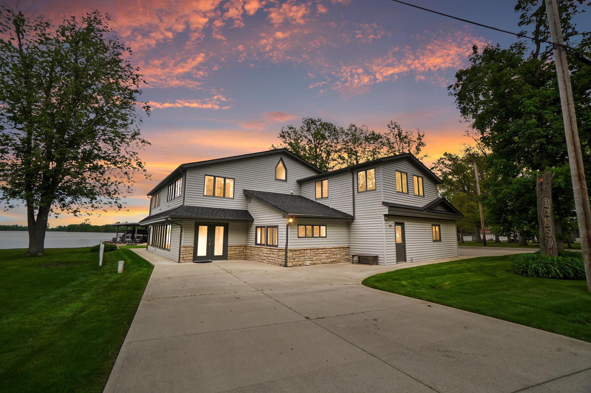 10857 Seminole Shore Drive