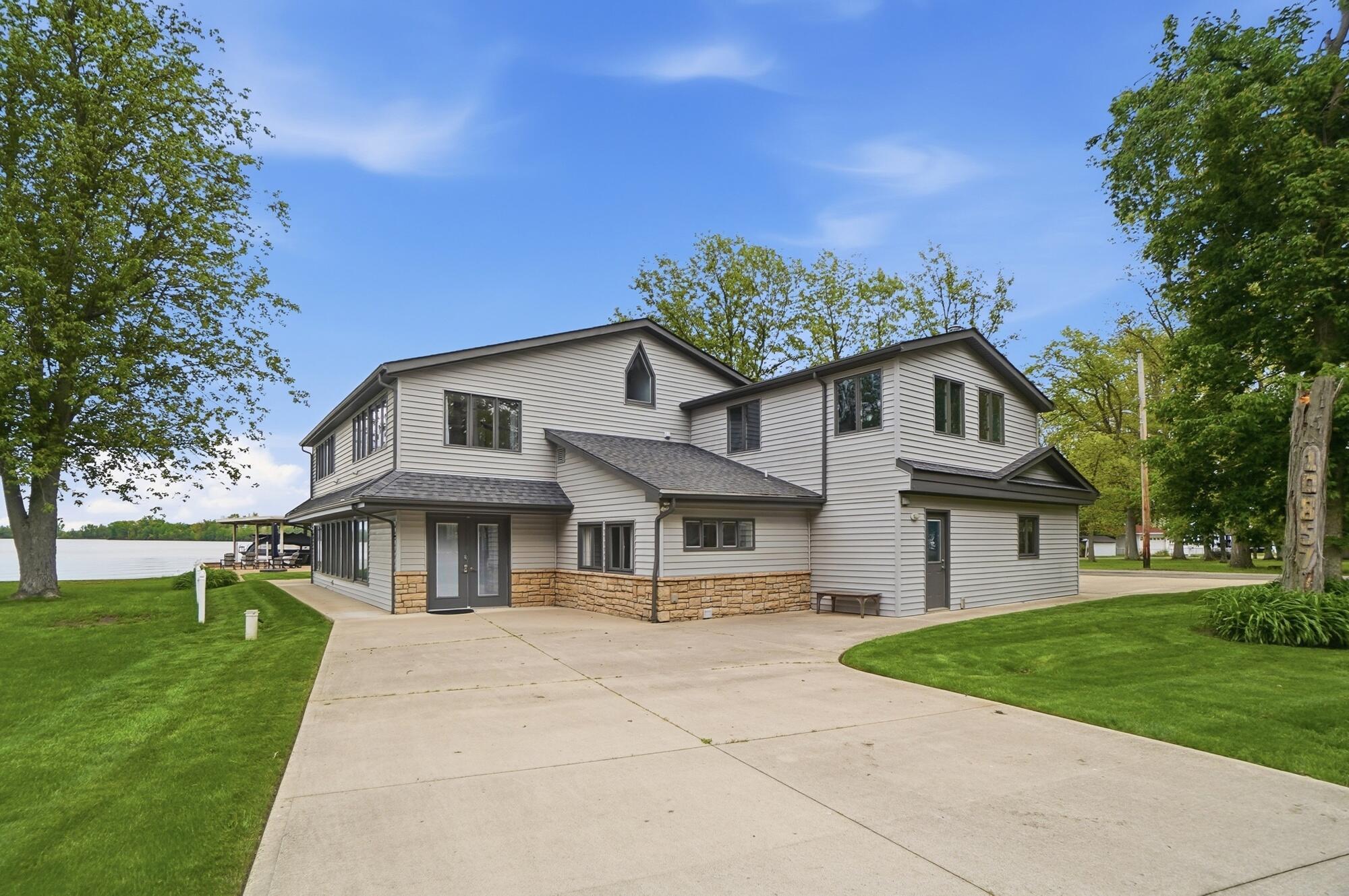 10857 Seminole Shore Drive