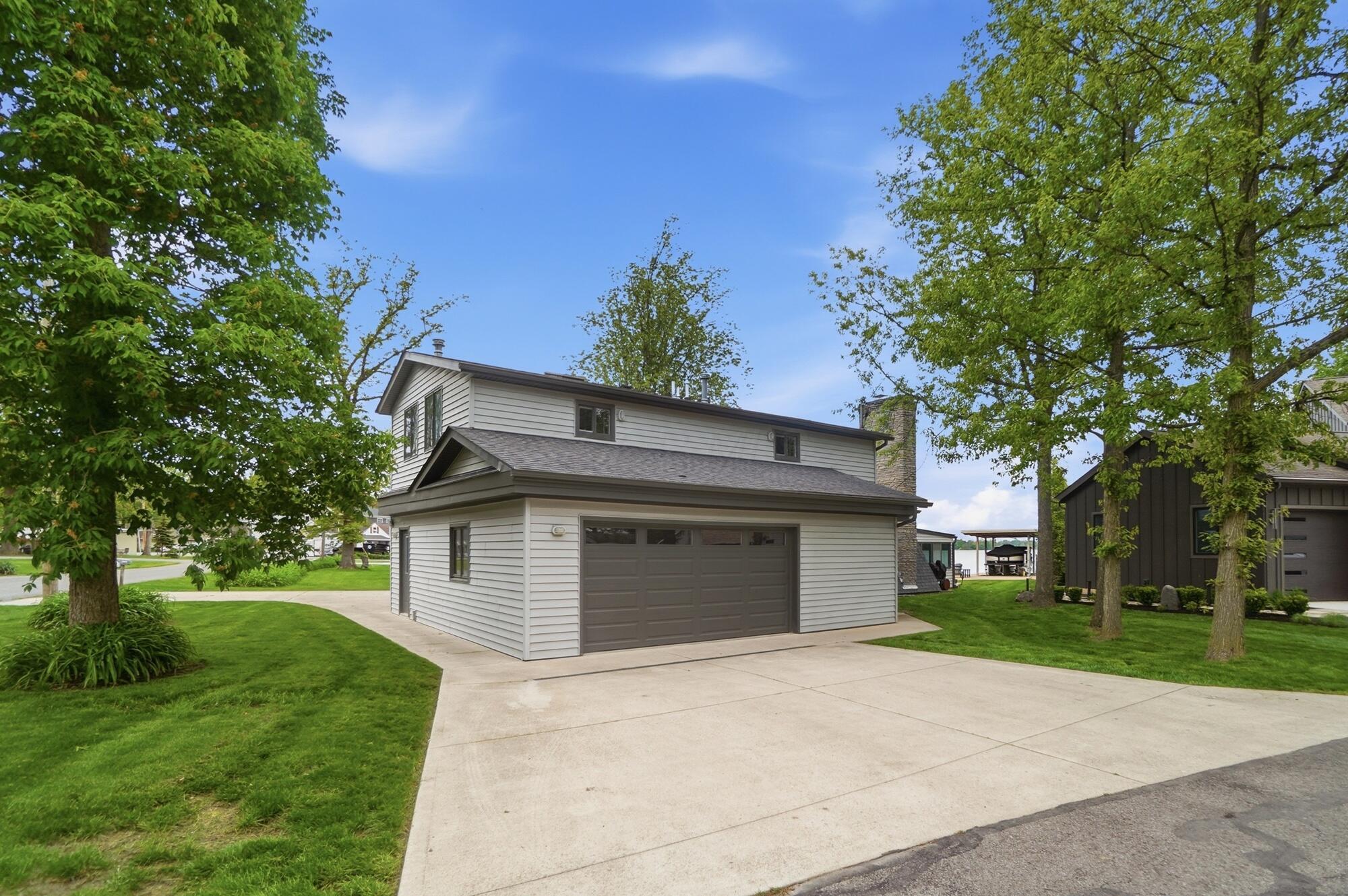10857 Seminole Shore Drive