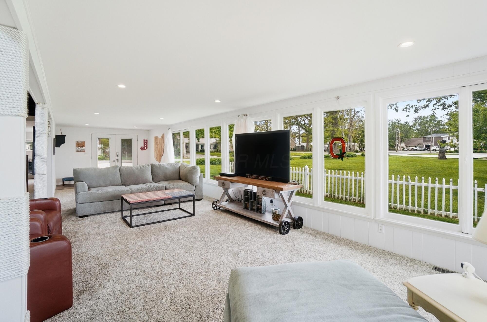 10857 Seminole Shore Drive
