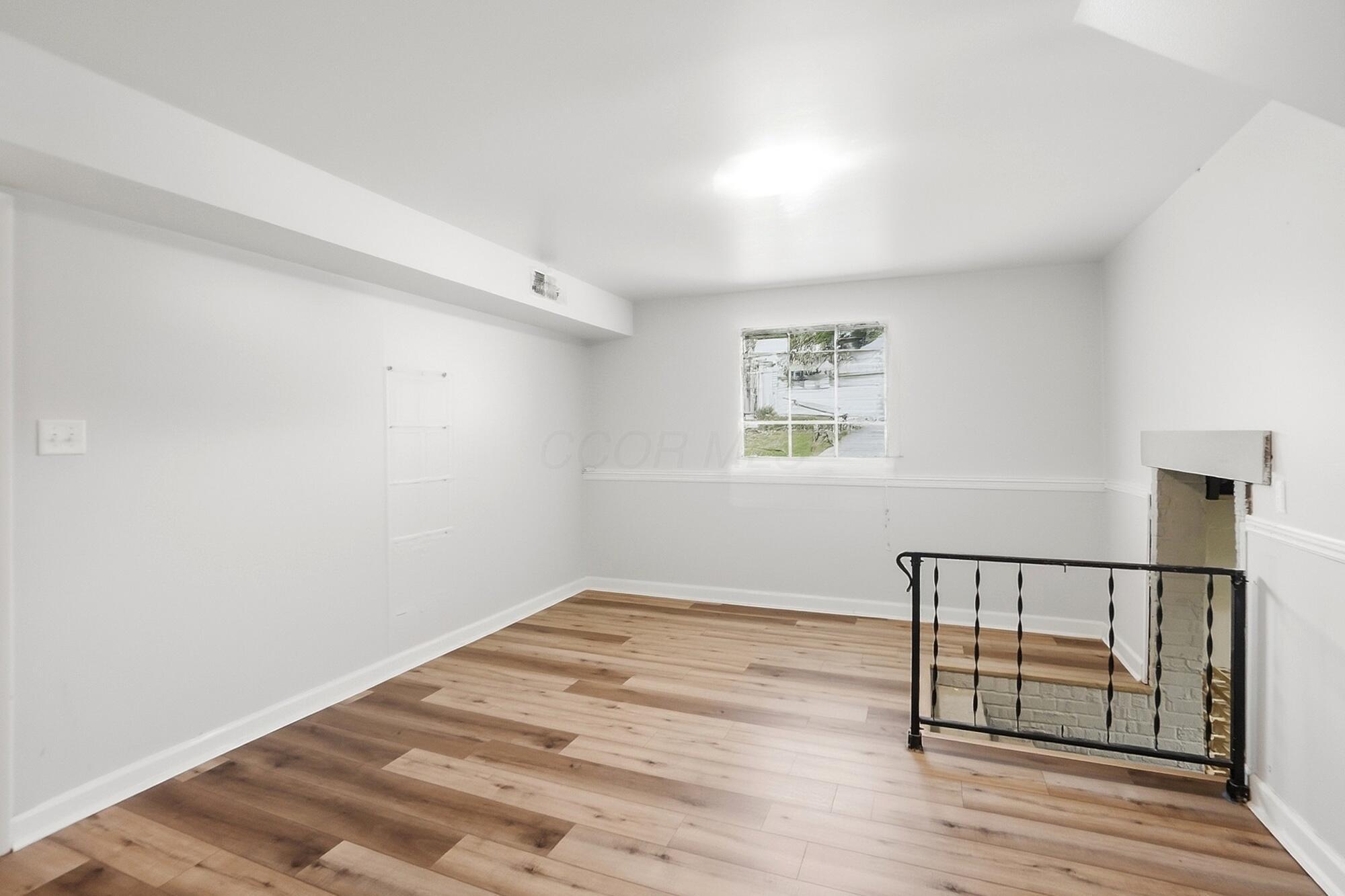 3419 Clearview Avenue