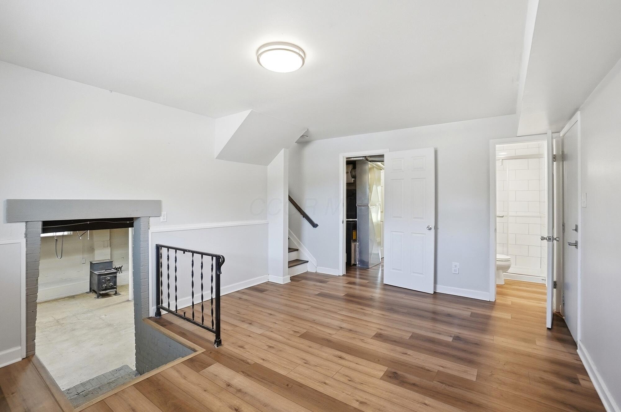 3419 Clearview Avenue