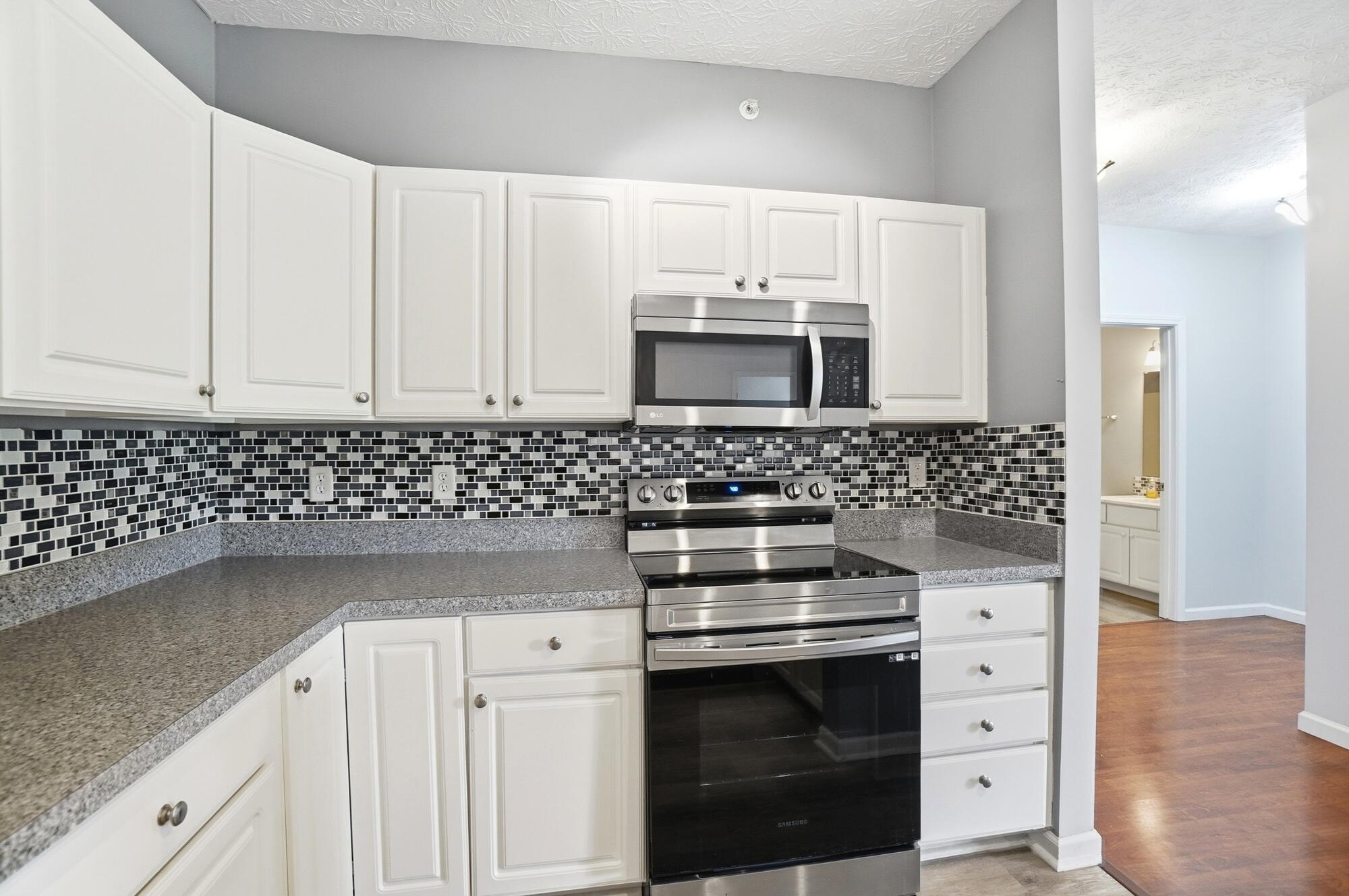 3115 Heron Pointe, 204