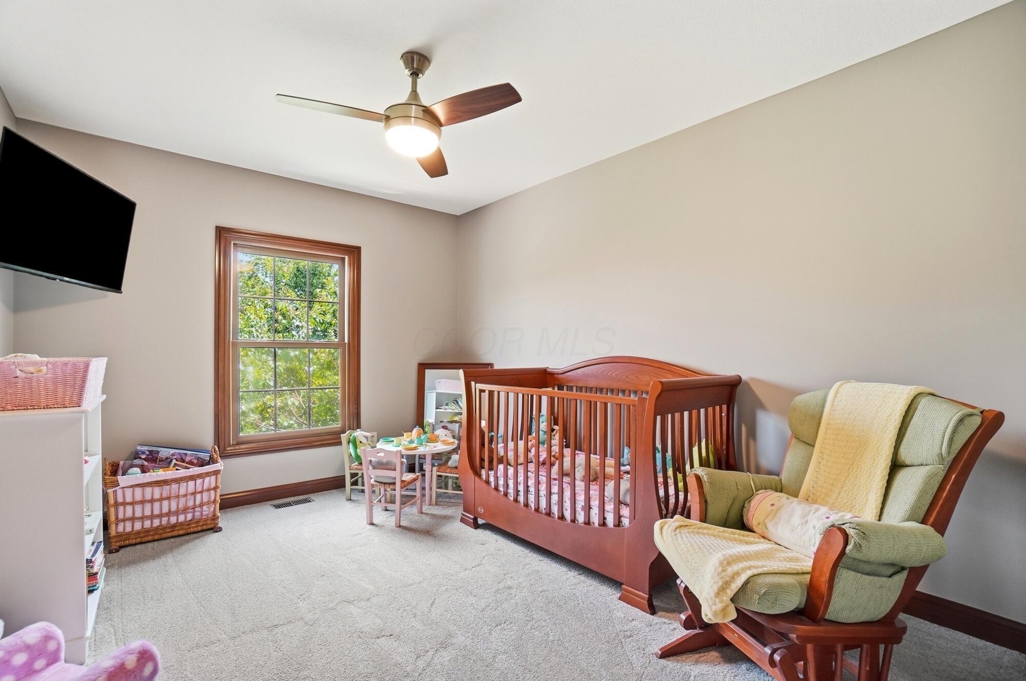 6289 Ross Bend