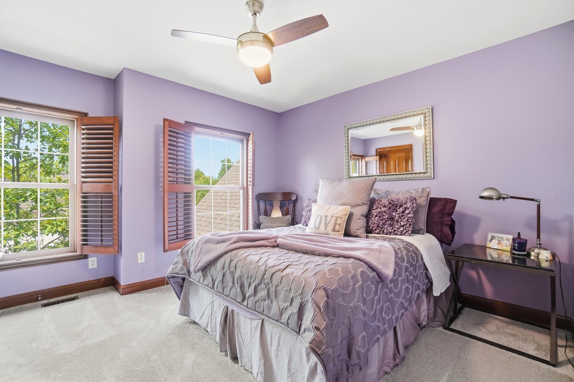6289 Ross Bend