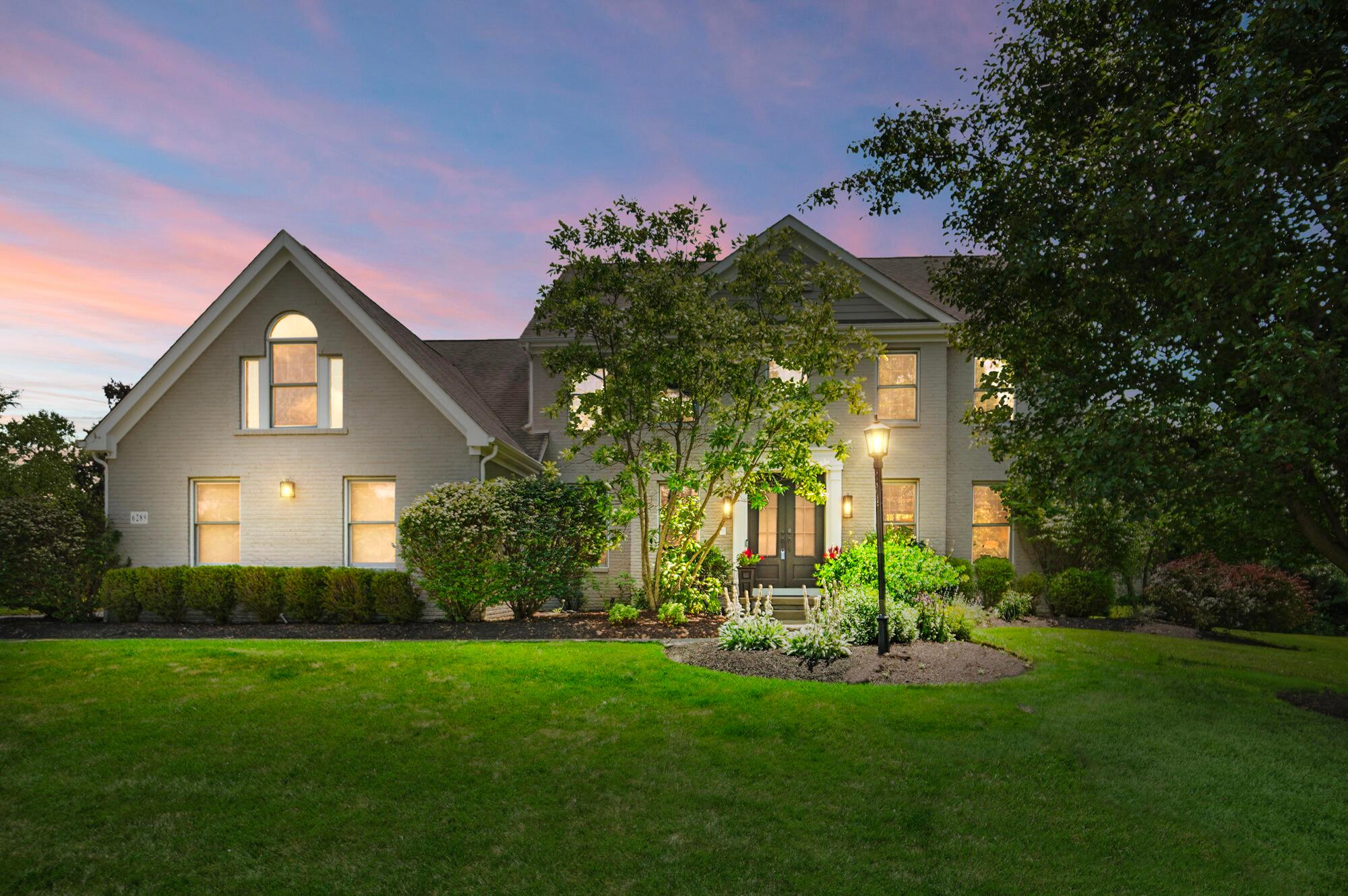 6289 Ross Bend