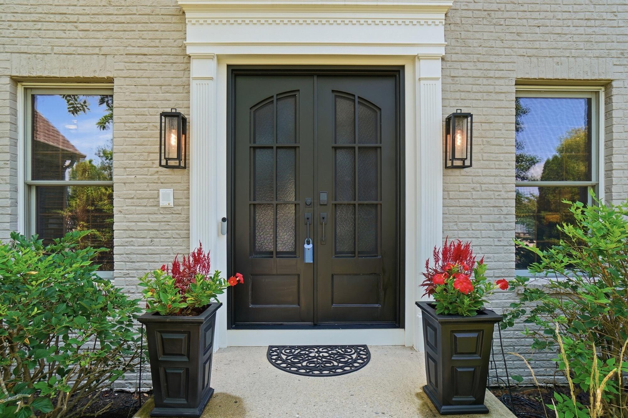 6289 Ross Bend