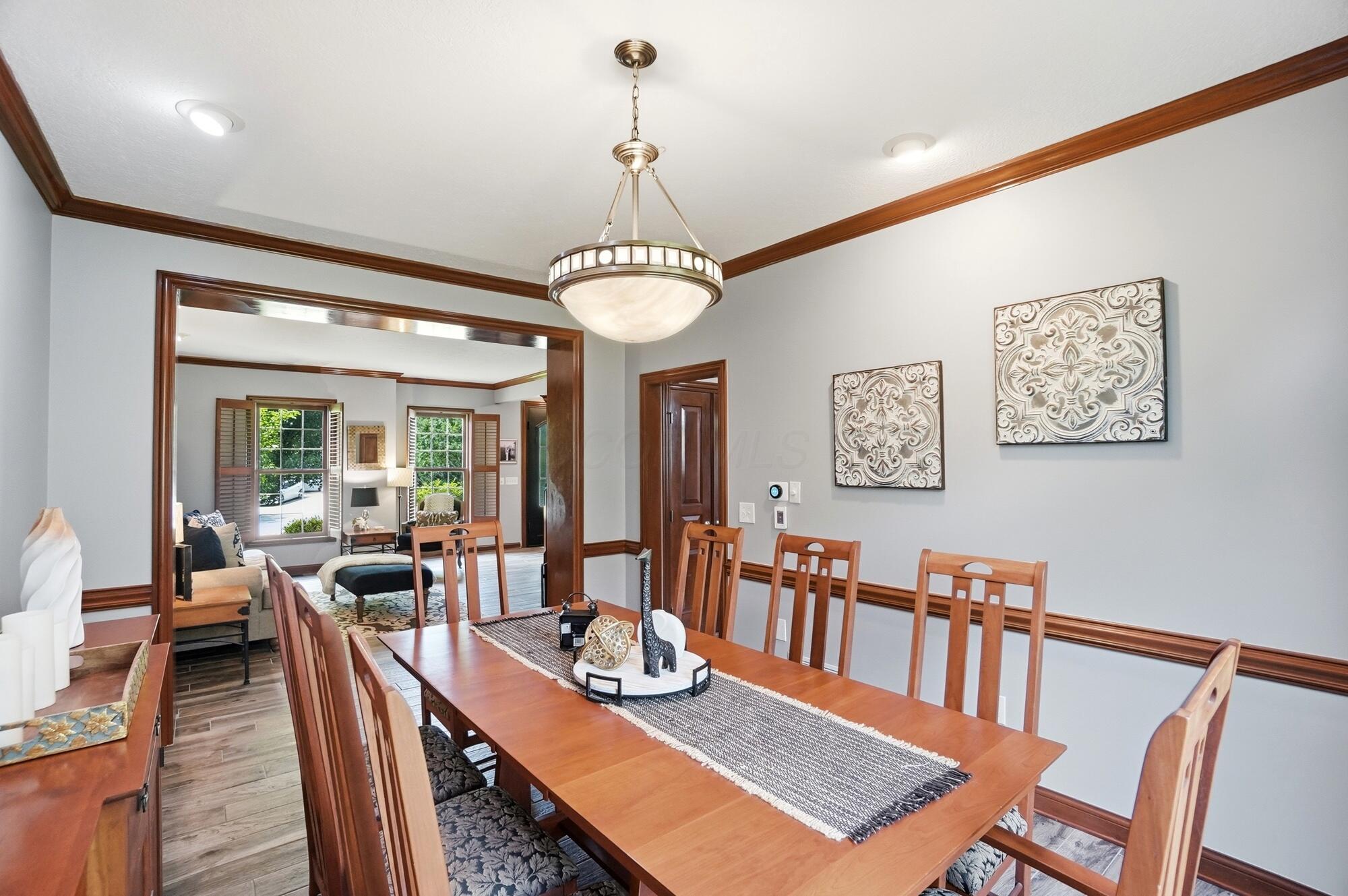 6289 Ross Bend