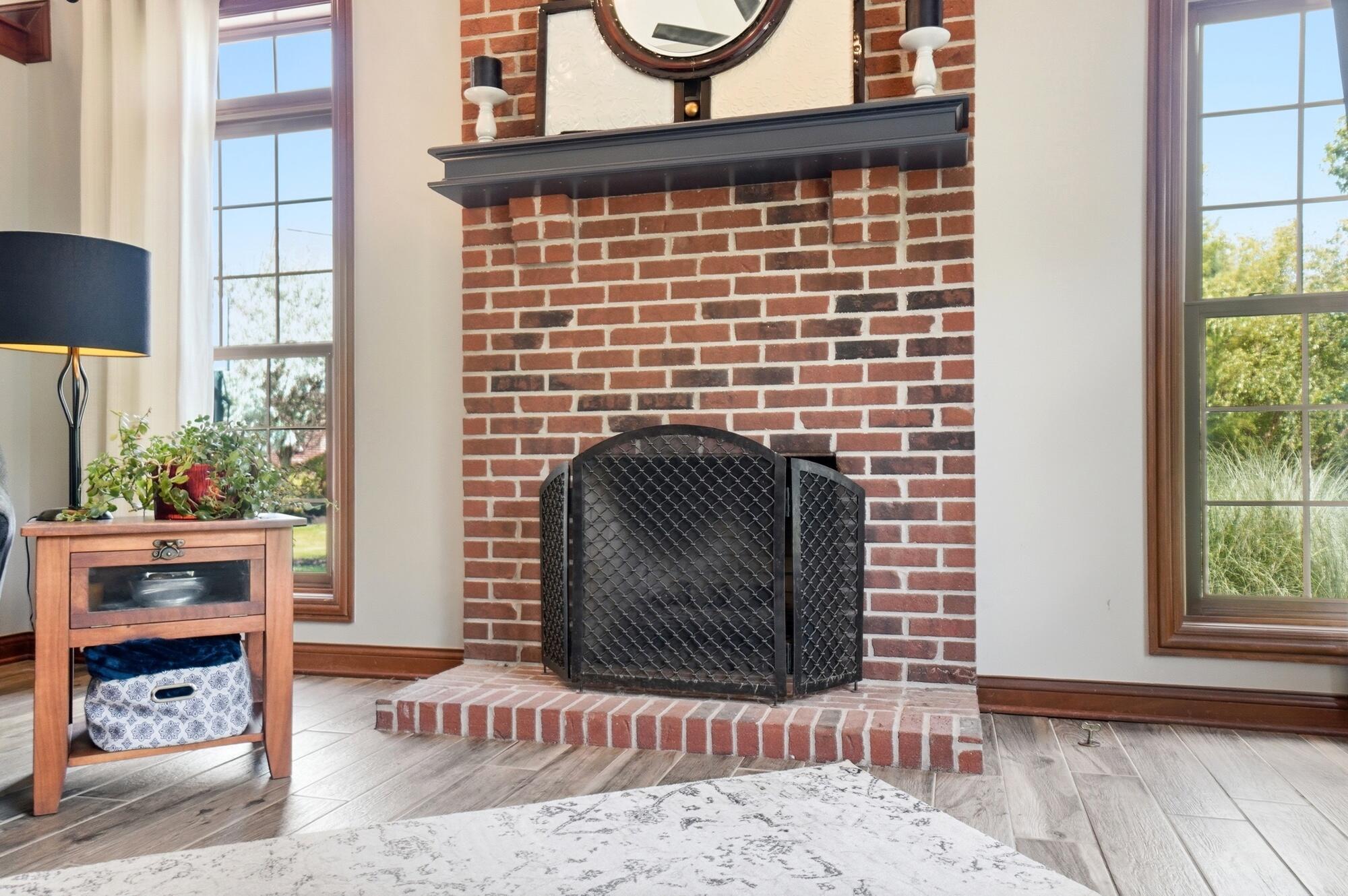 6289 Ross Bend