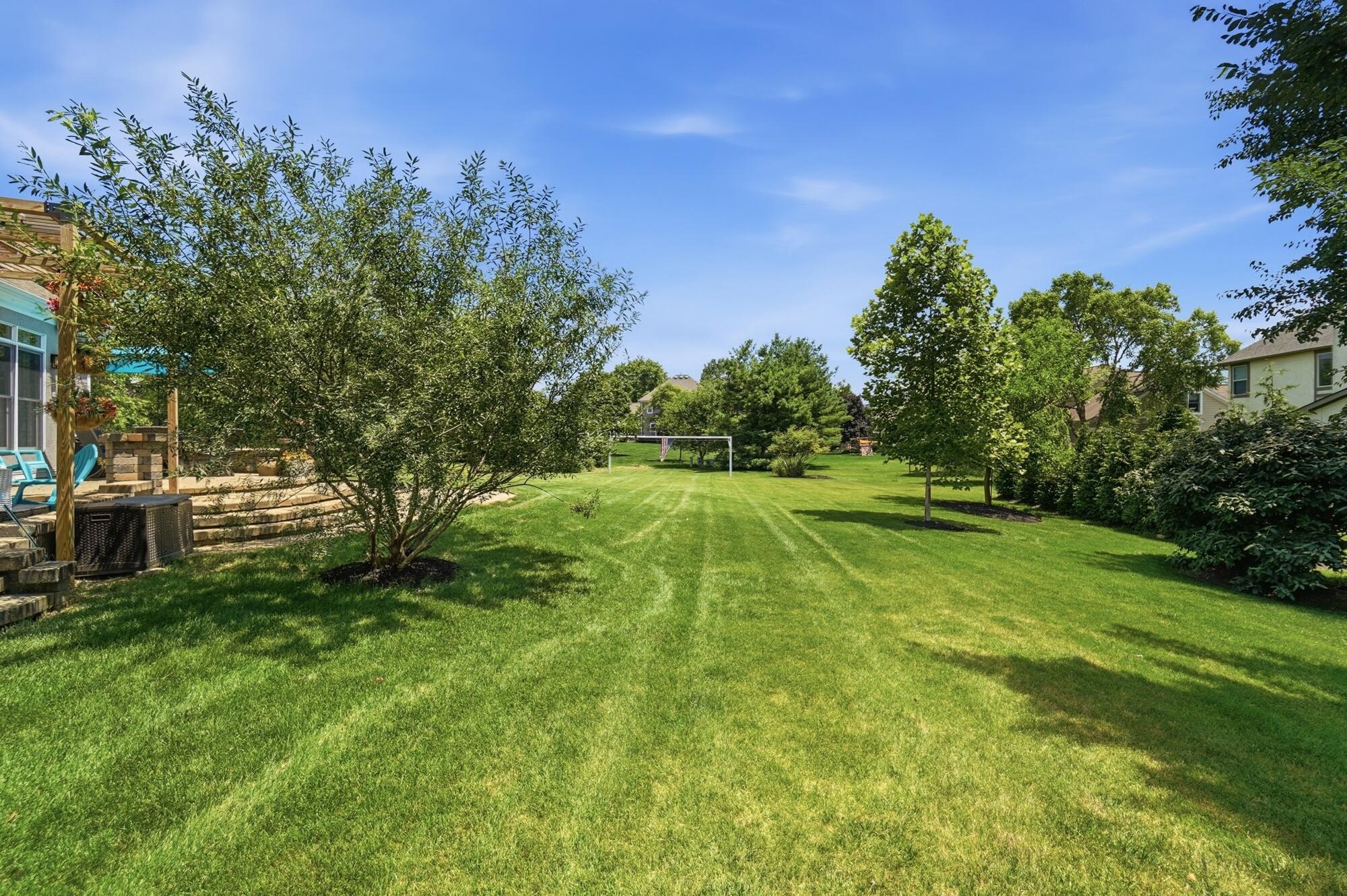 6289 Ross Bend