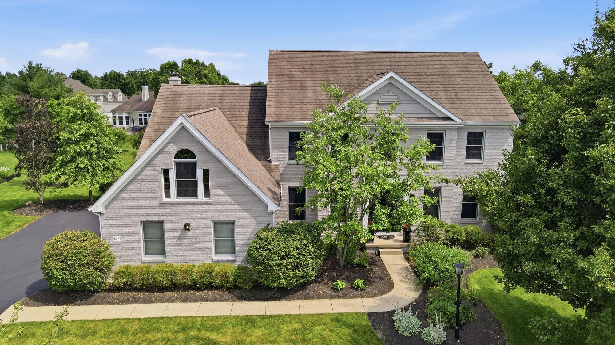 6289 Ross Bend