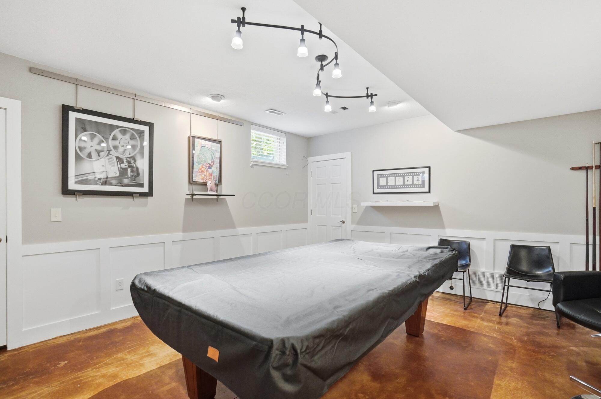 6289 Ross Bend