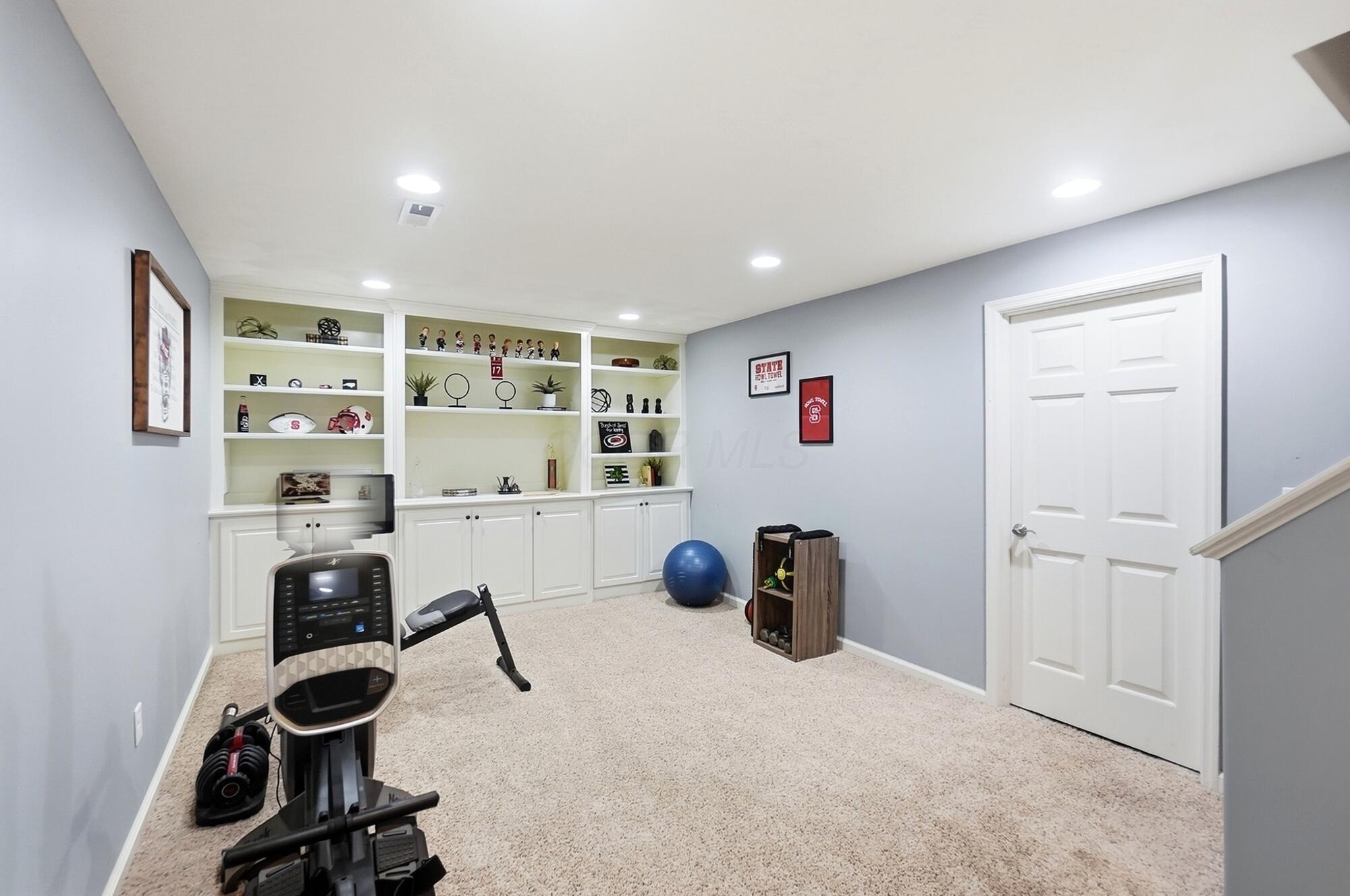 9401 Traceyton Drive
