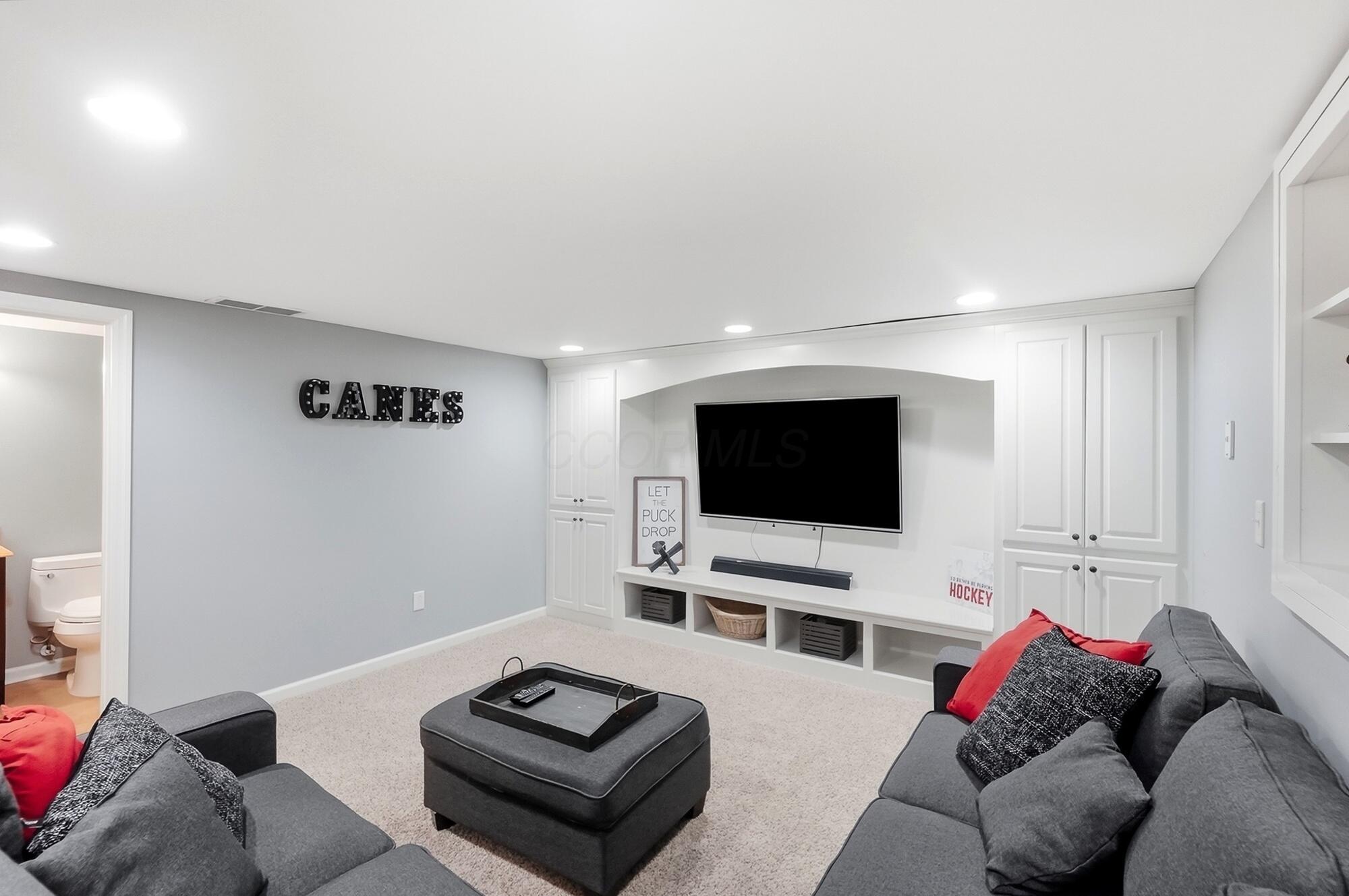 9401 Traceyton Drive