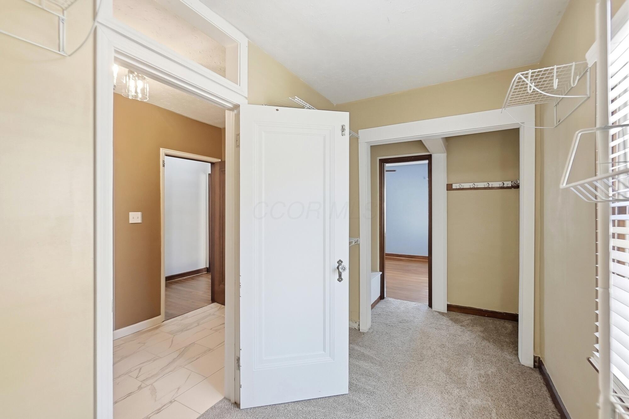 1404 Meadow Road