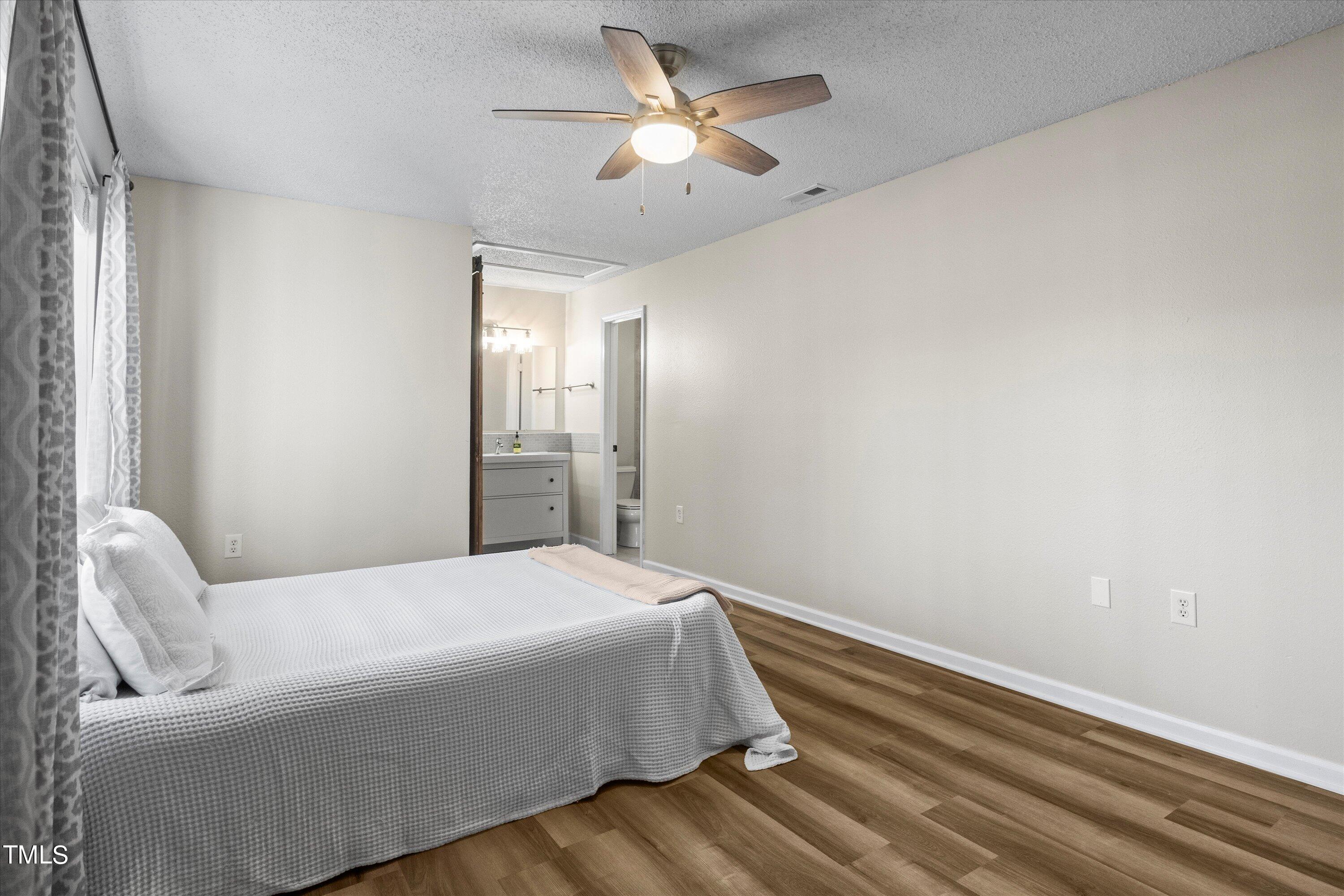 2443 Condor Court