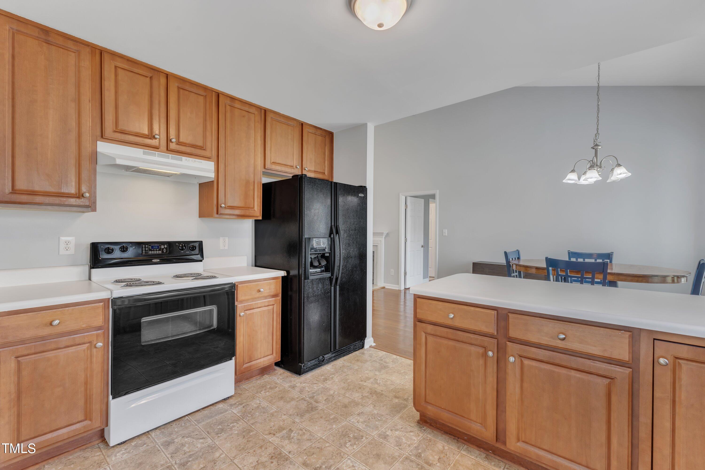 124 Creek Commons Avenue