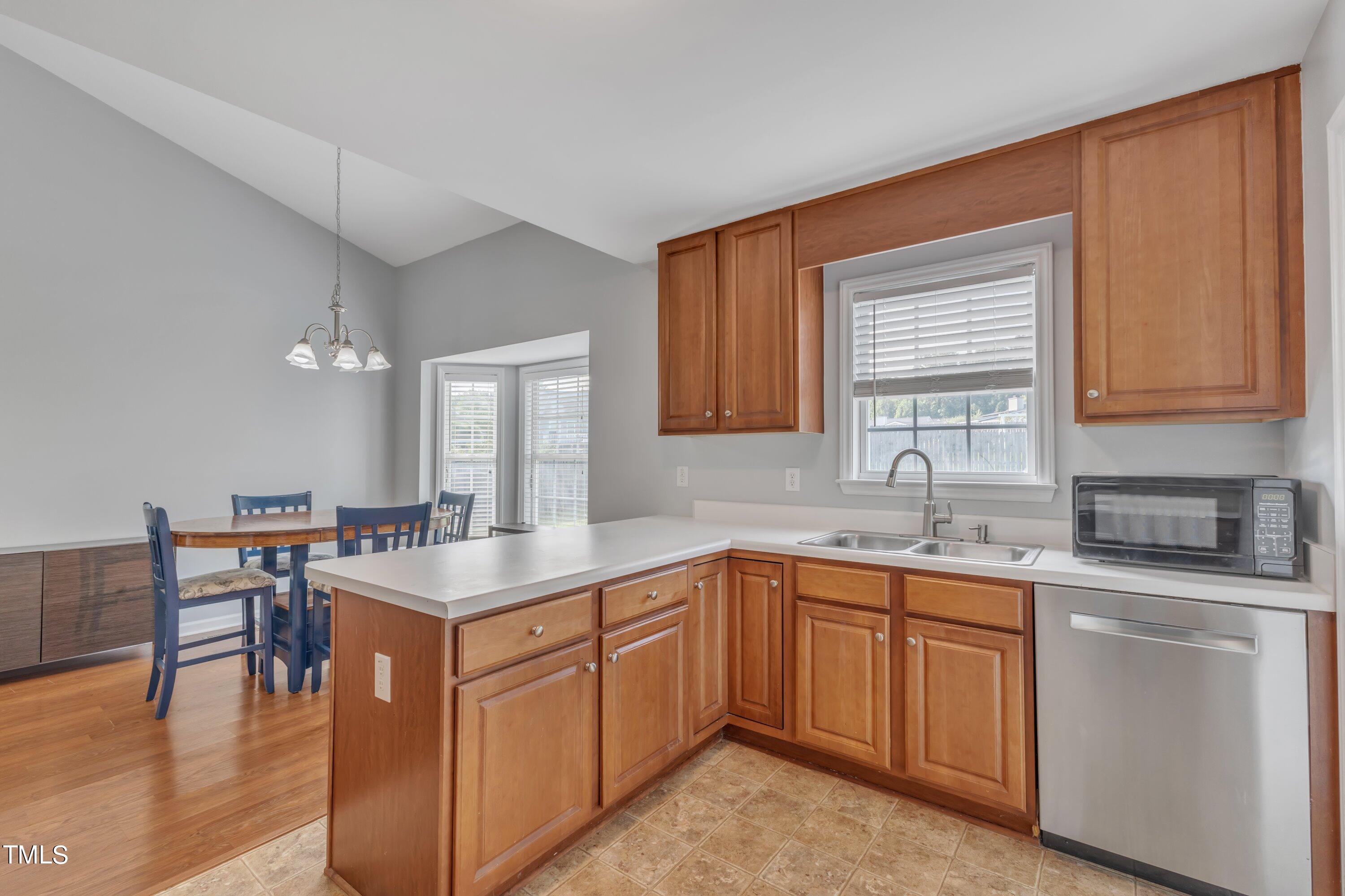 124 Creek Commons Avenue
