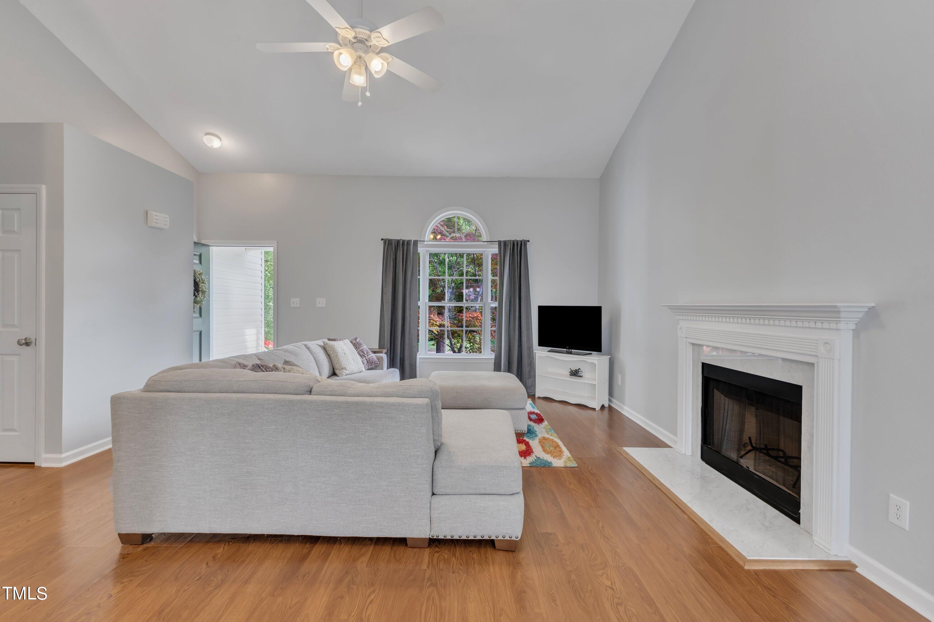 124 Creek Commons Avenue
