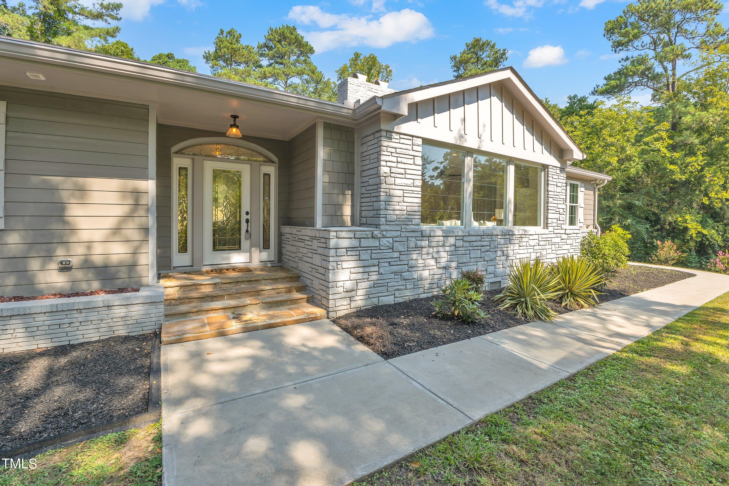 103 Longview Lake Drive