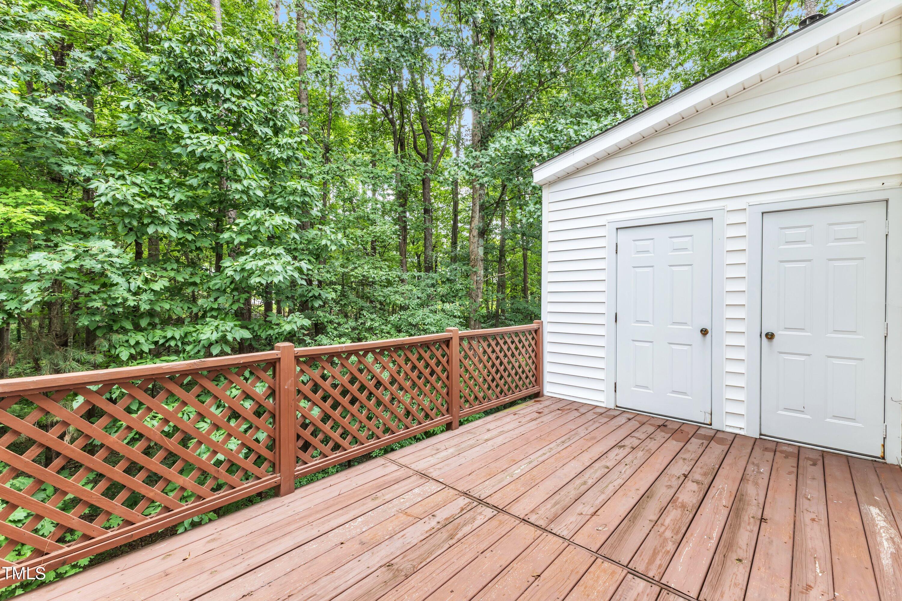 4500 Treerose Way