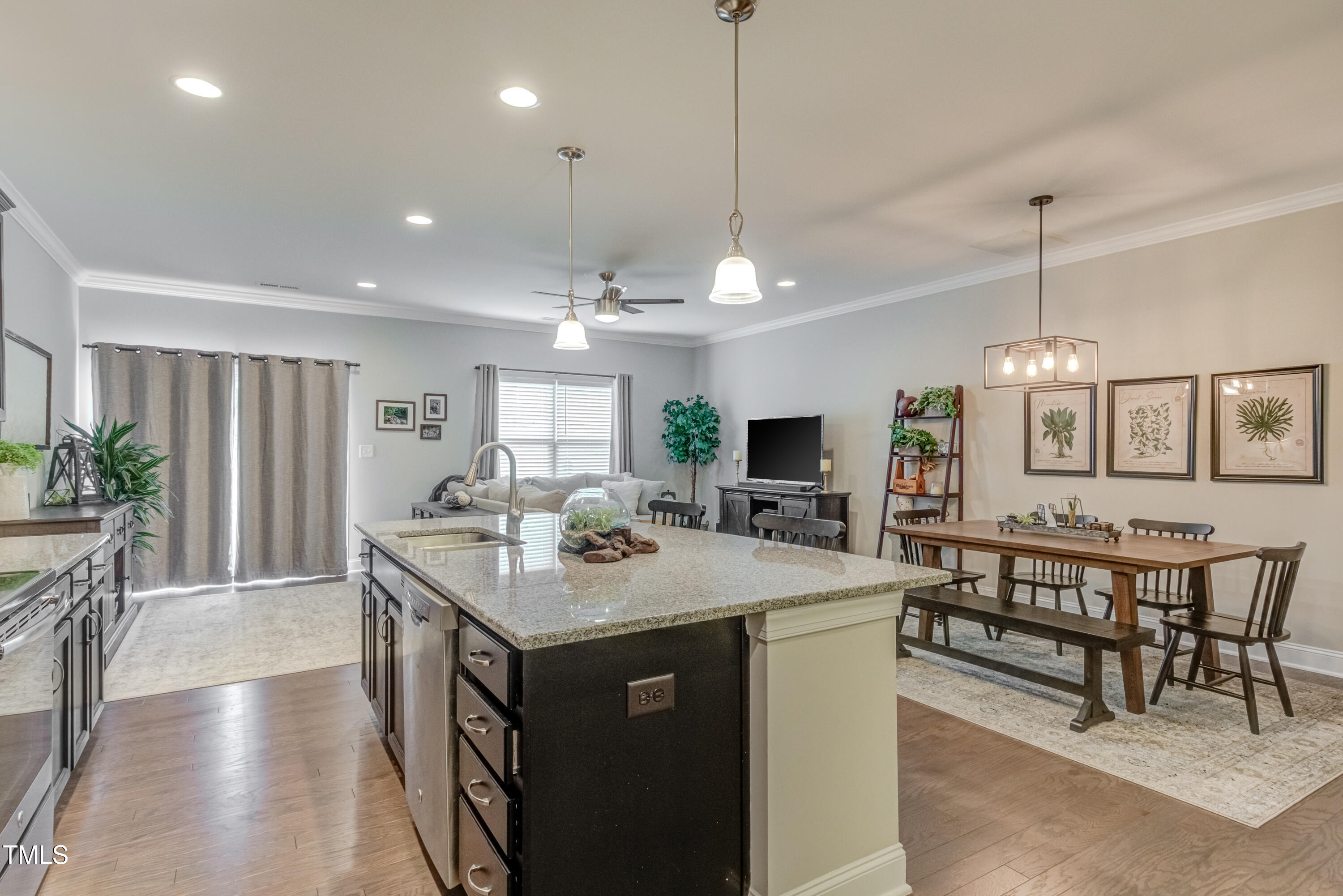 1144 Searstone Court
