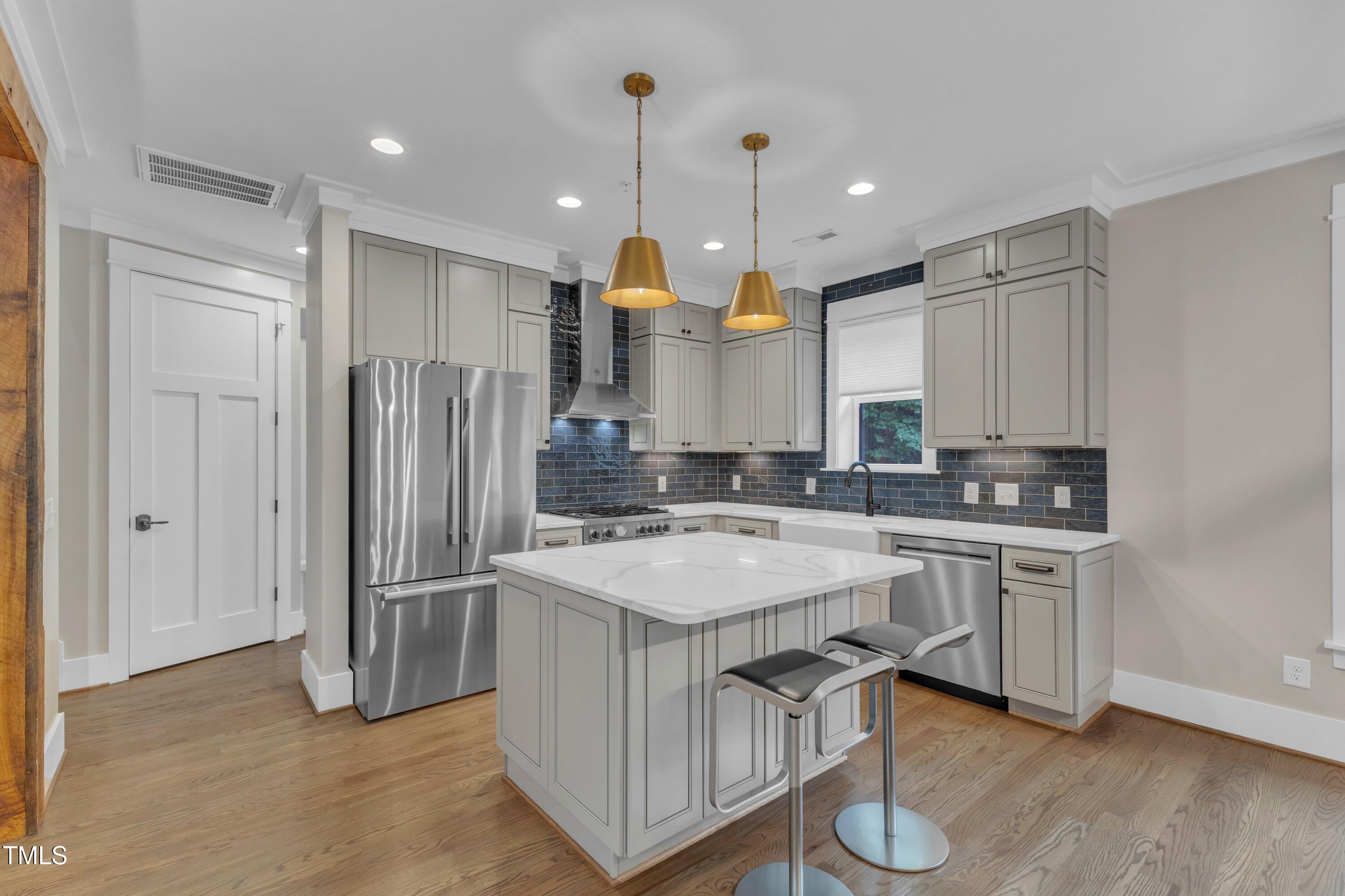 511 Hamilton Cottage Way