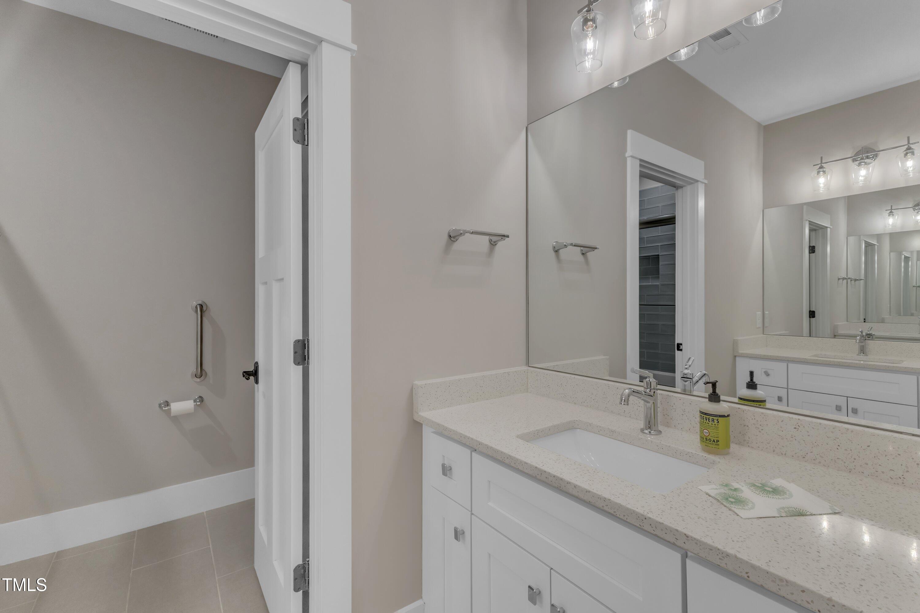 511 Hamilton Cottage Way