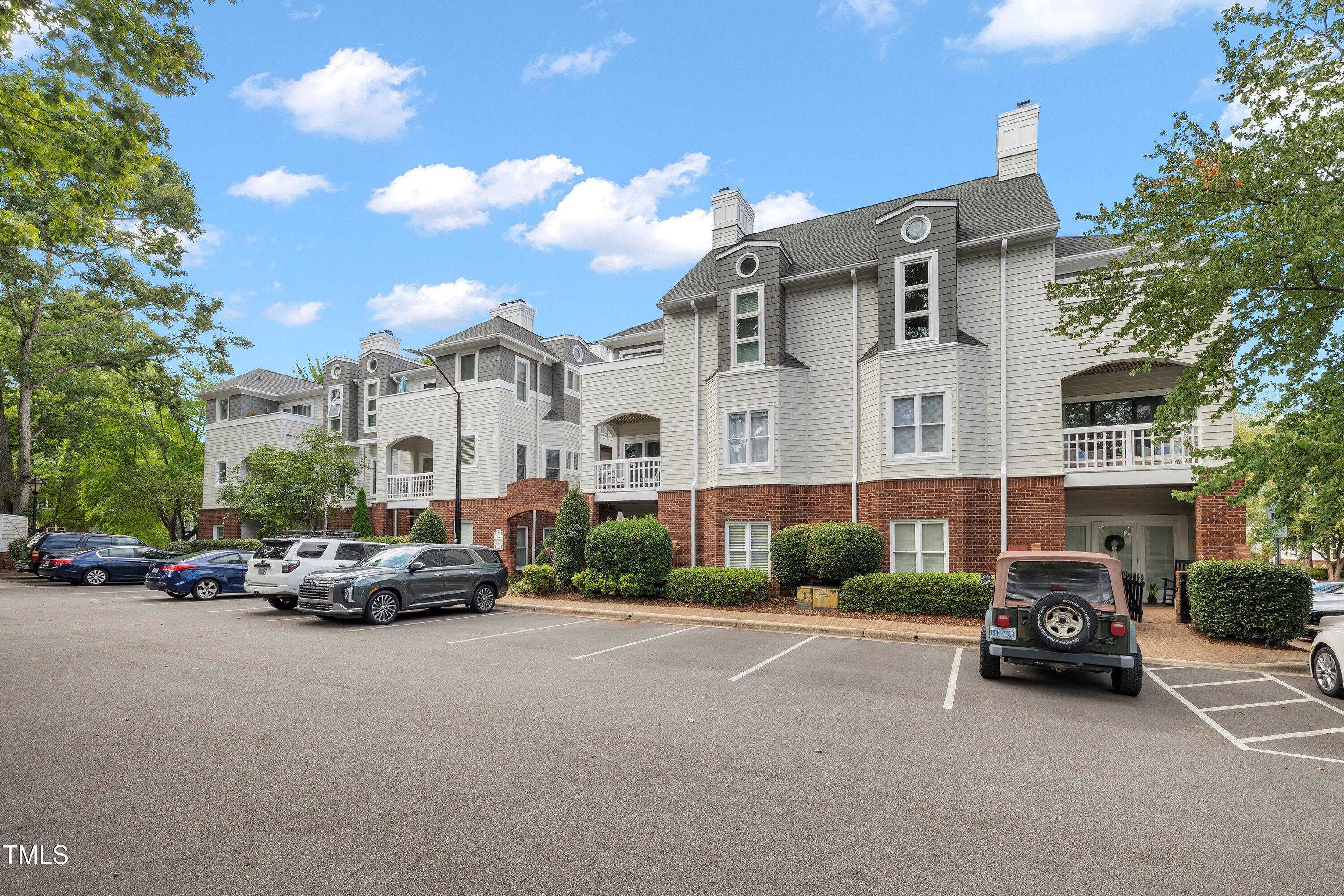 1001 Brighthurst Drive # 306