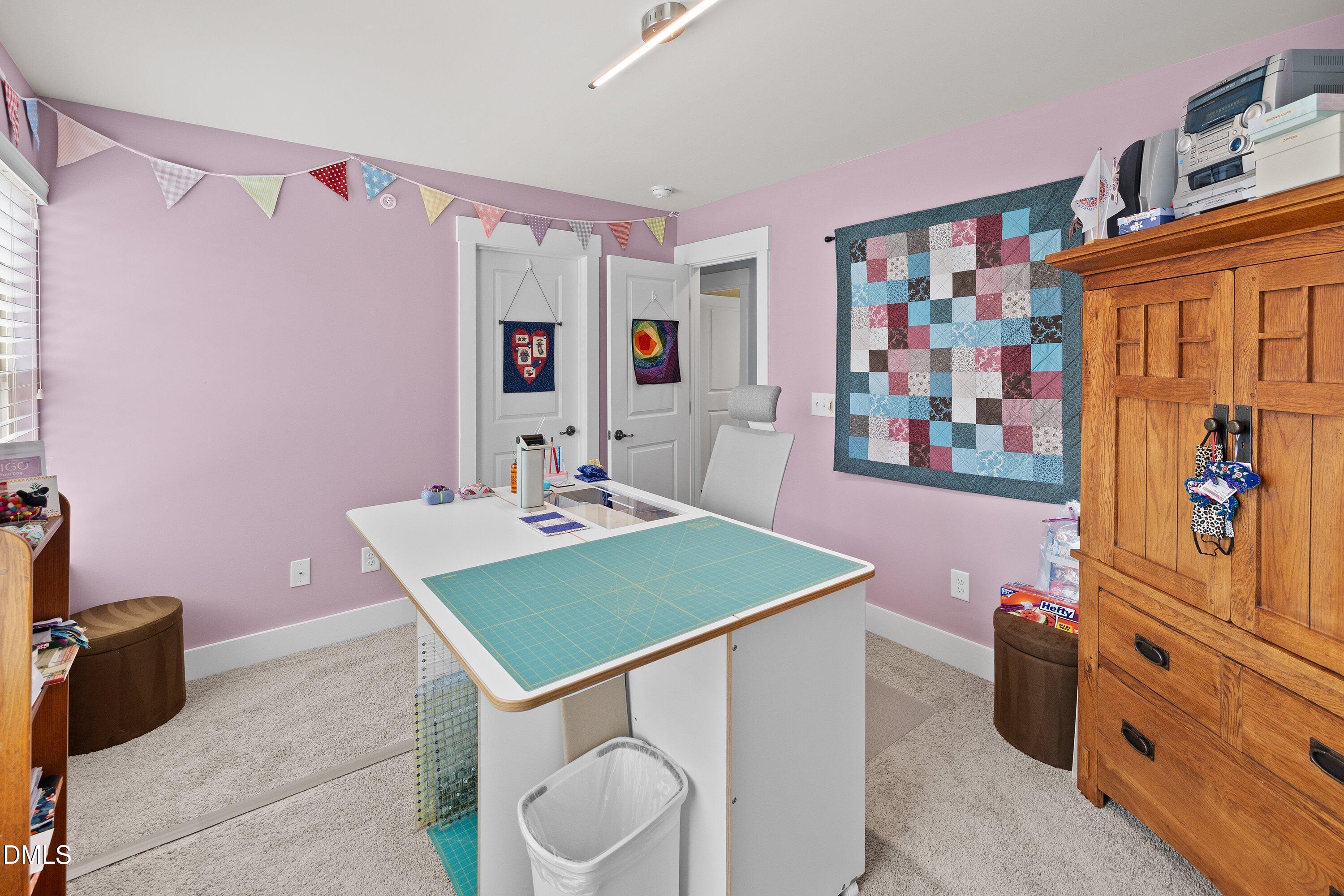 9302 Alcazar Walk
