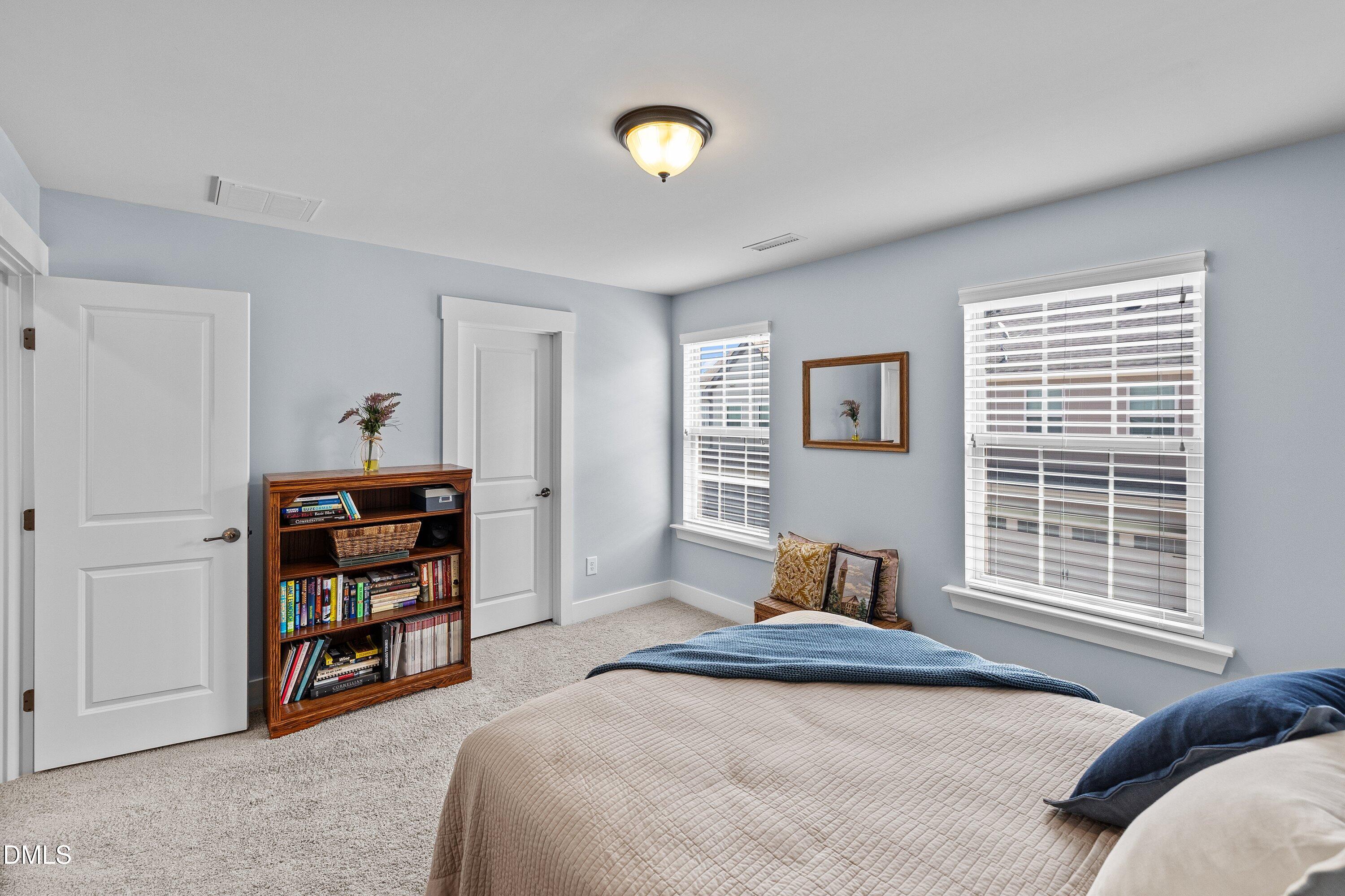 9302 Alcazar Walk