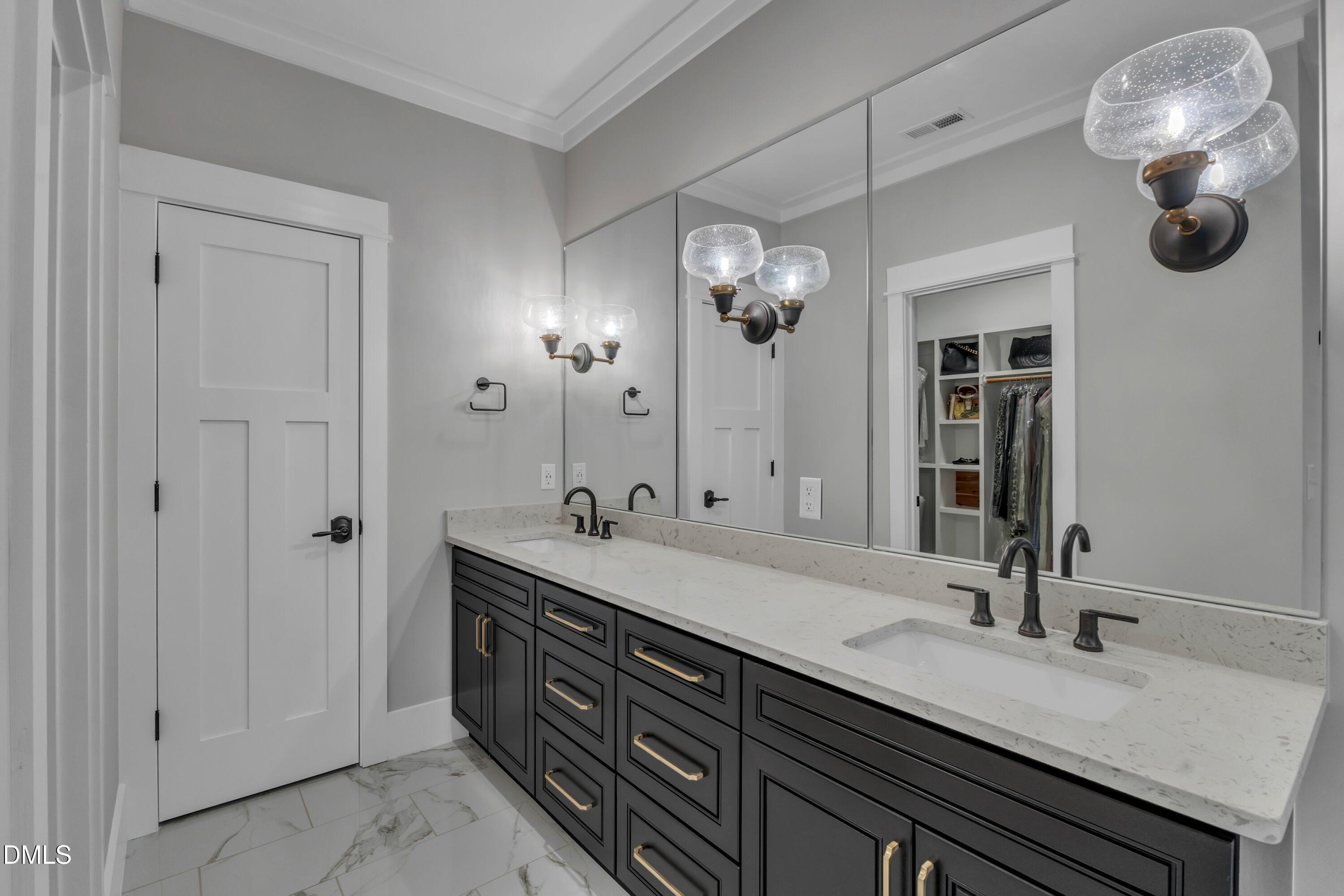 511 Hamilton Cottage Way, Raleigh