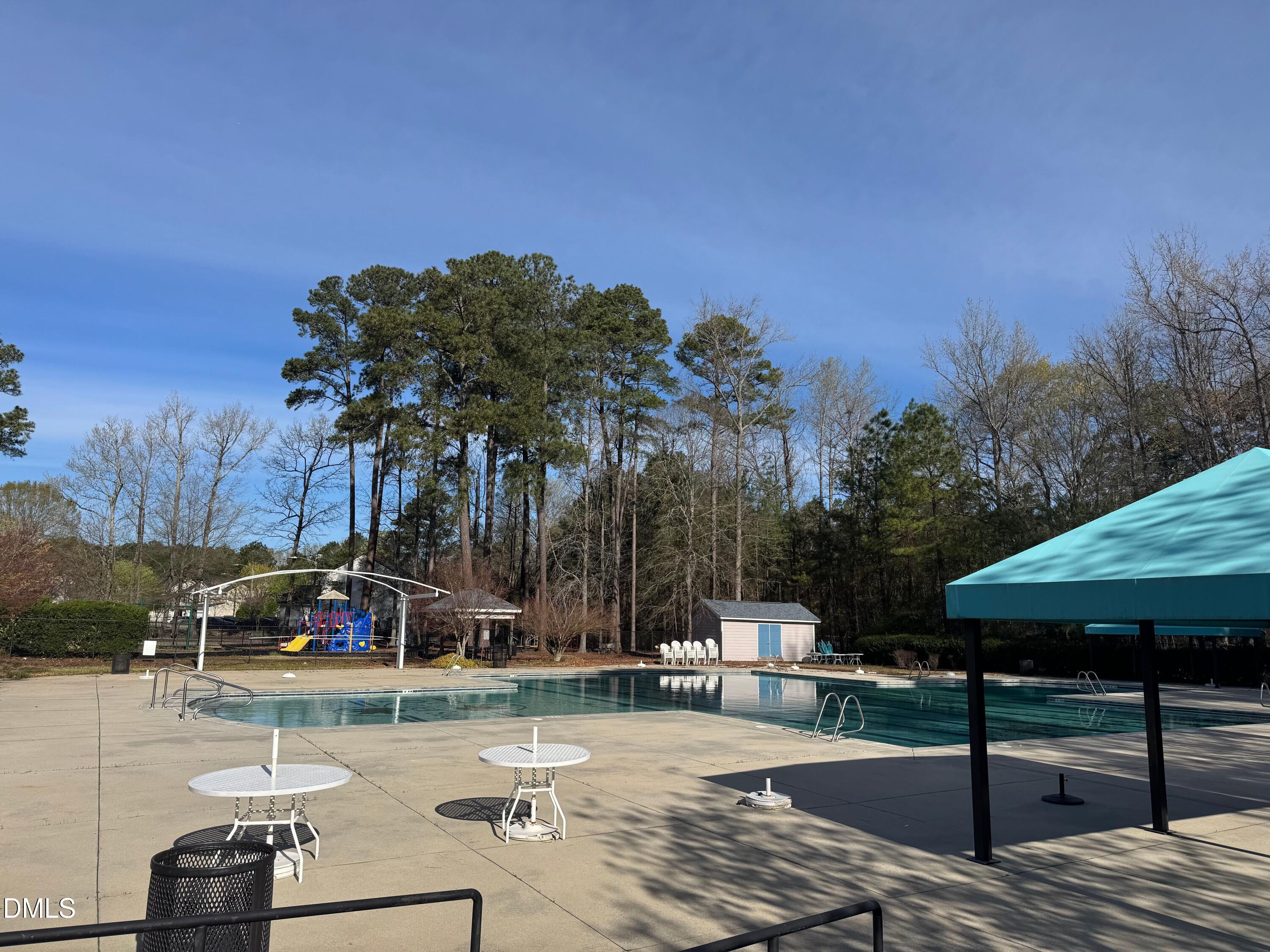 5717 Keowee Way