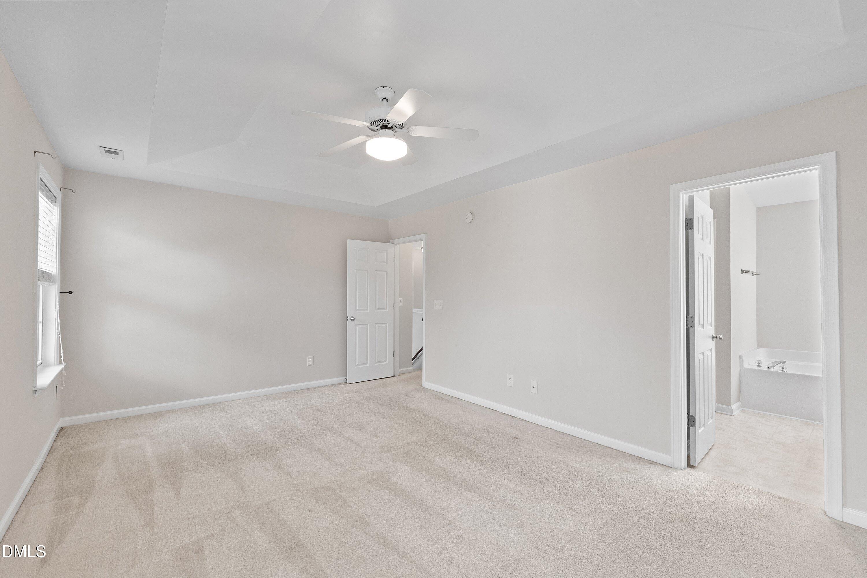 5717 Keowee Way