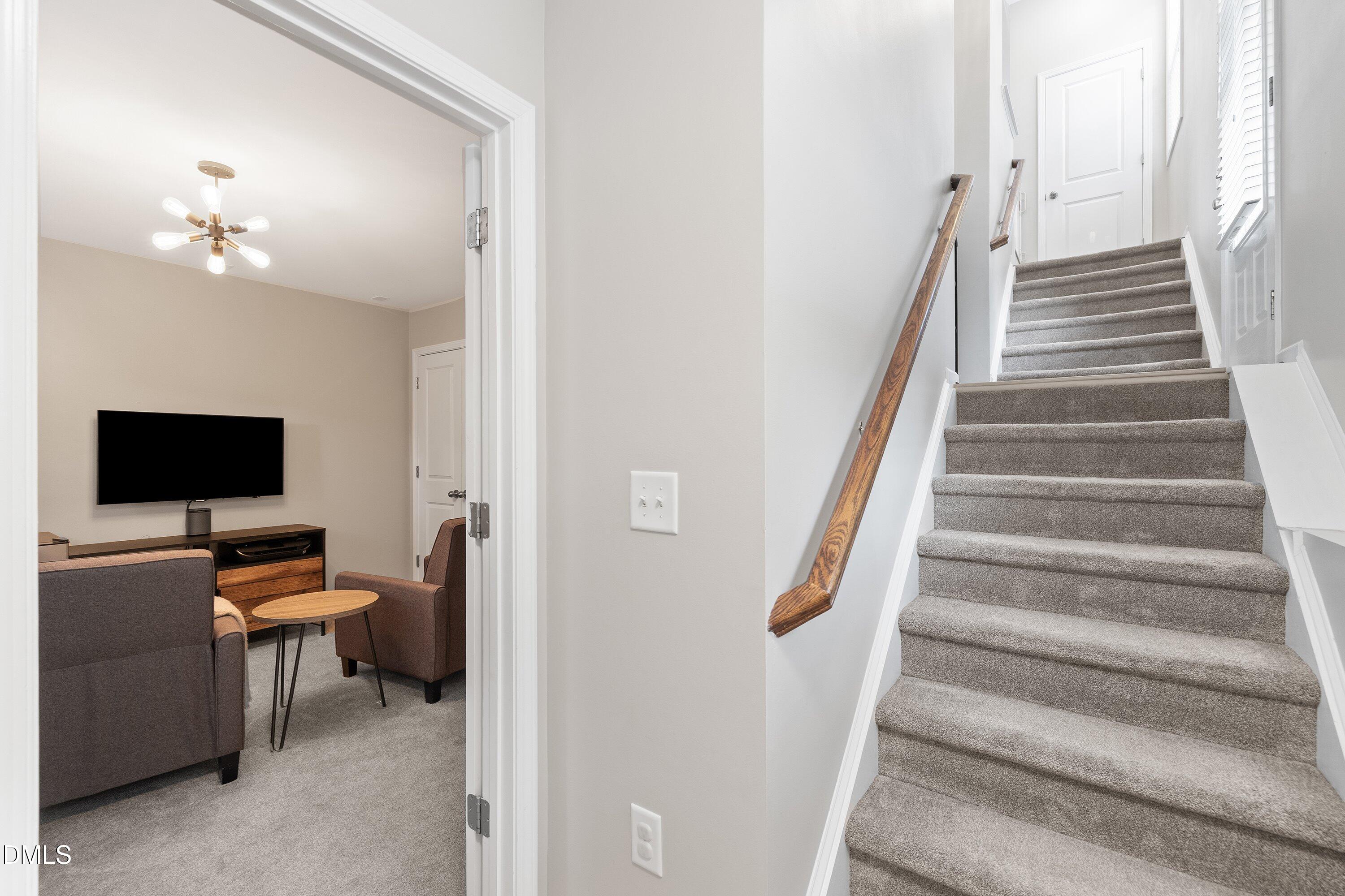 1400 Crafton Way