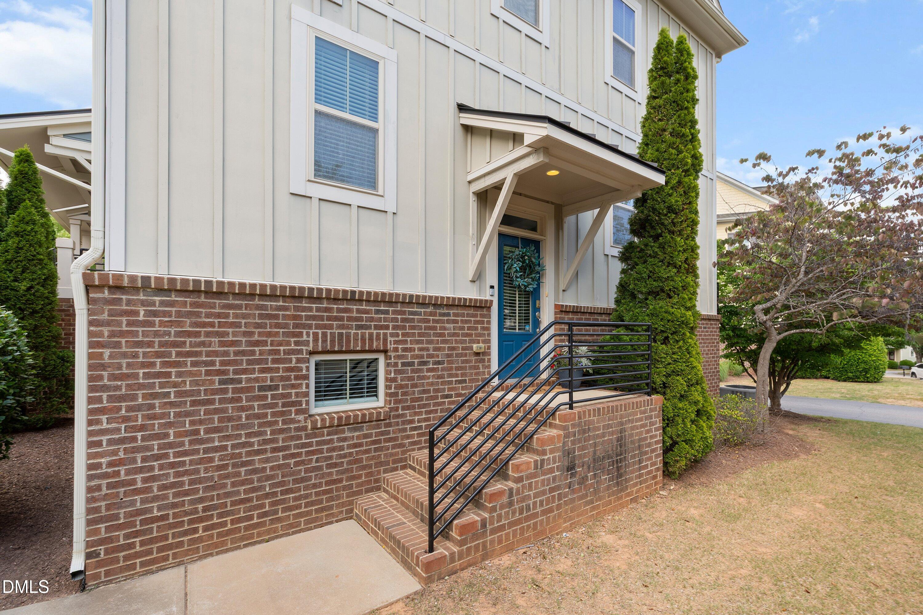 1400 Crafton Way