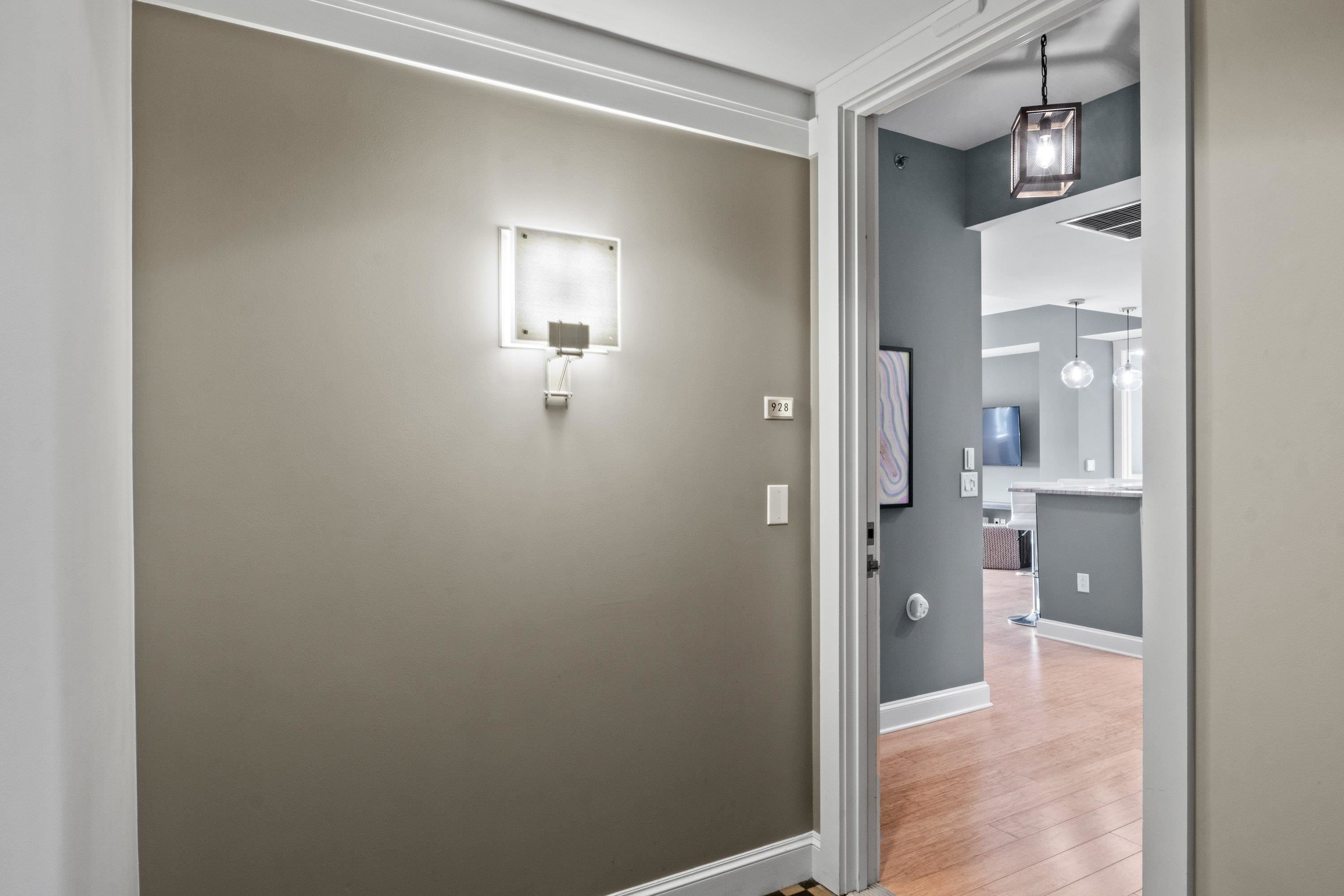 618 N Boylan Avenue # 928