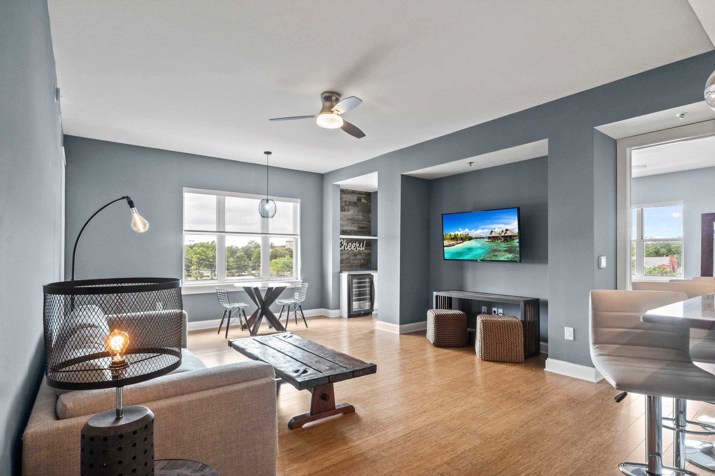 618 N Boylan Avenue # 928