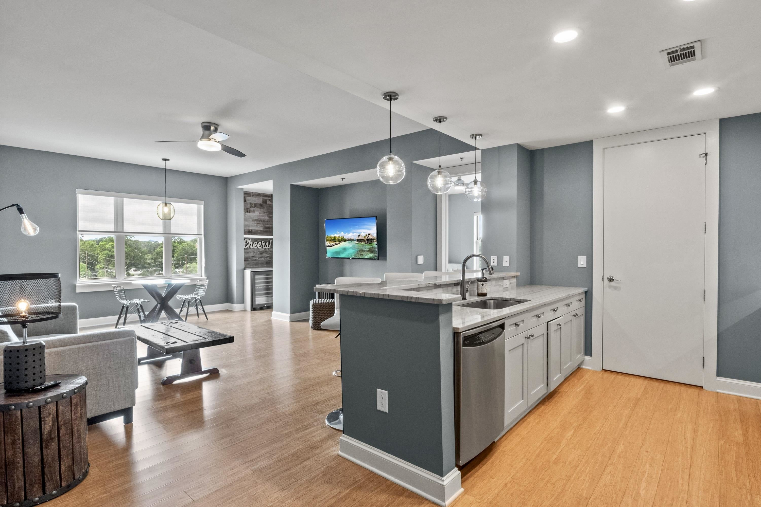 618 N Boylan Avenue # 928