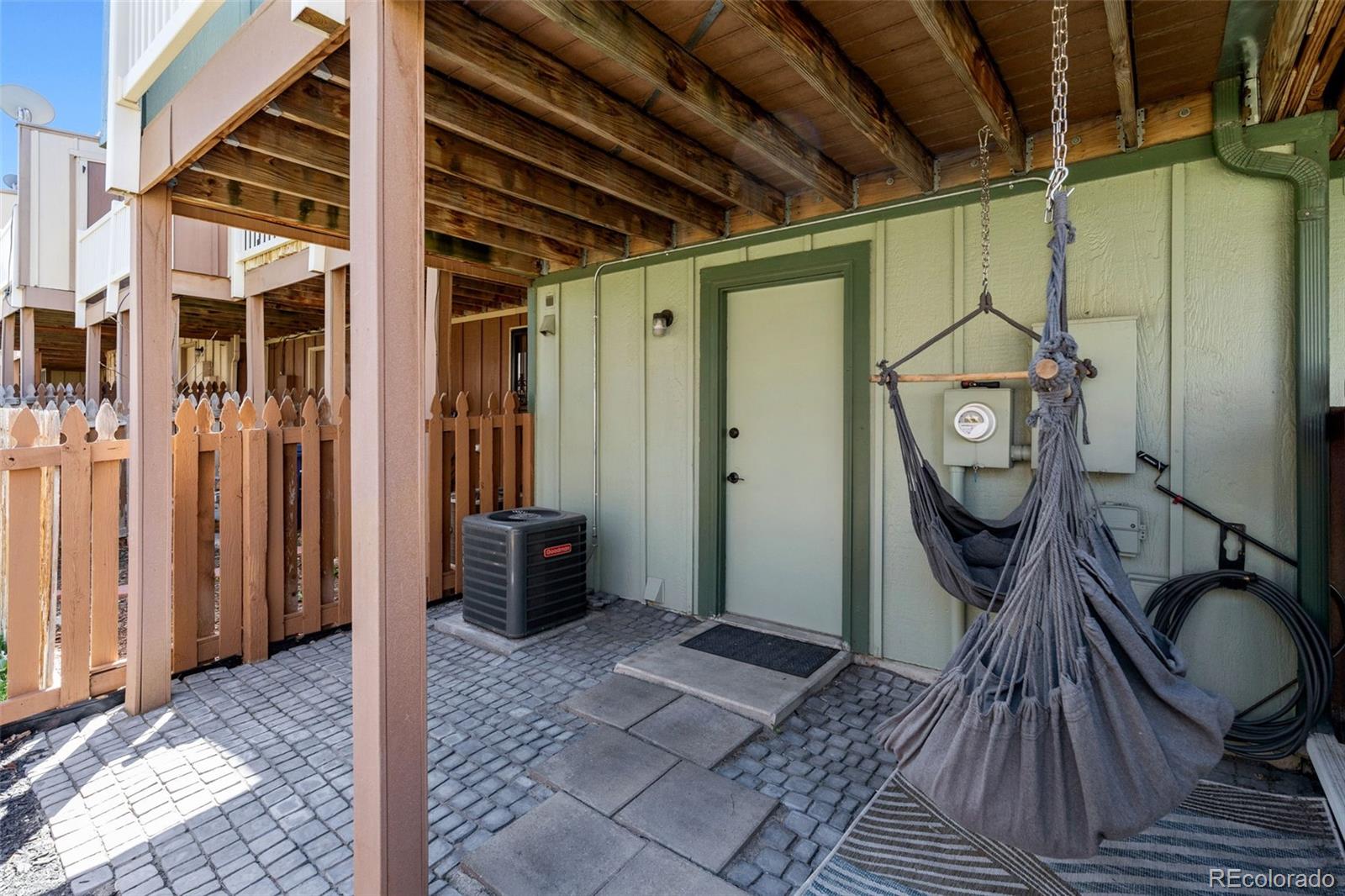 11882 E Kepner Drive