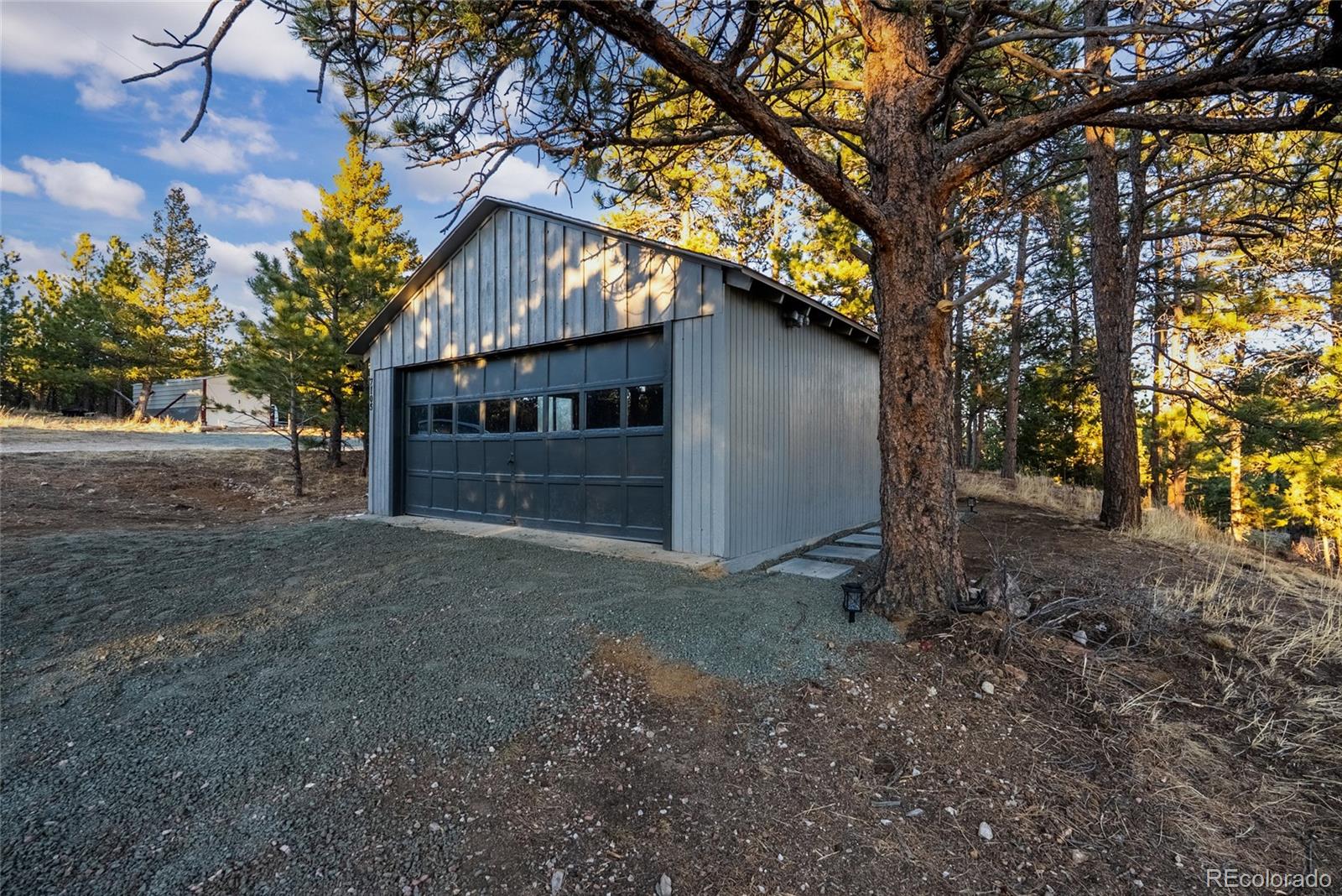7105 Flagstaff Road