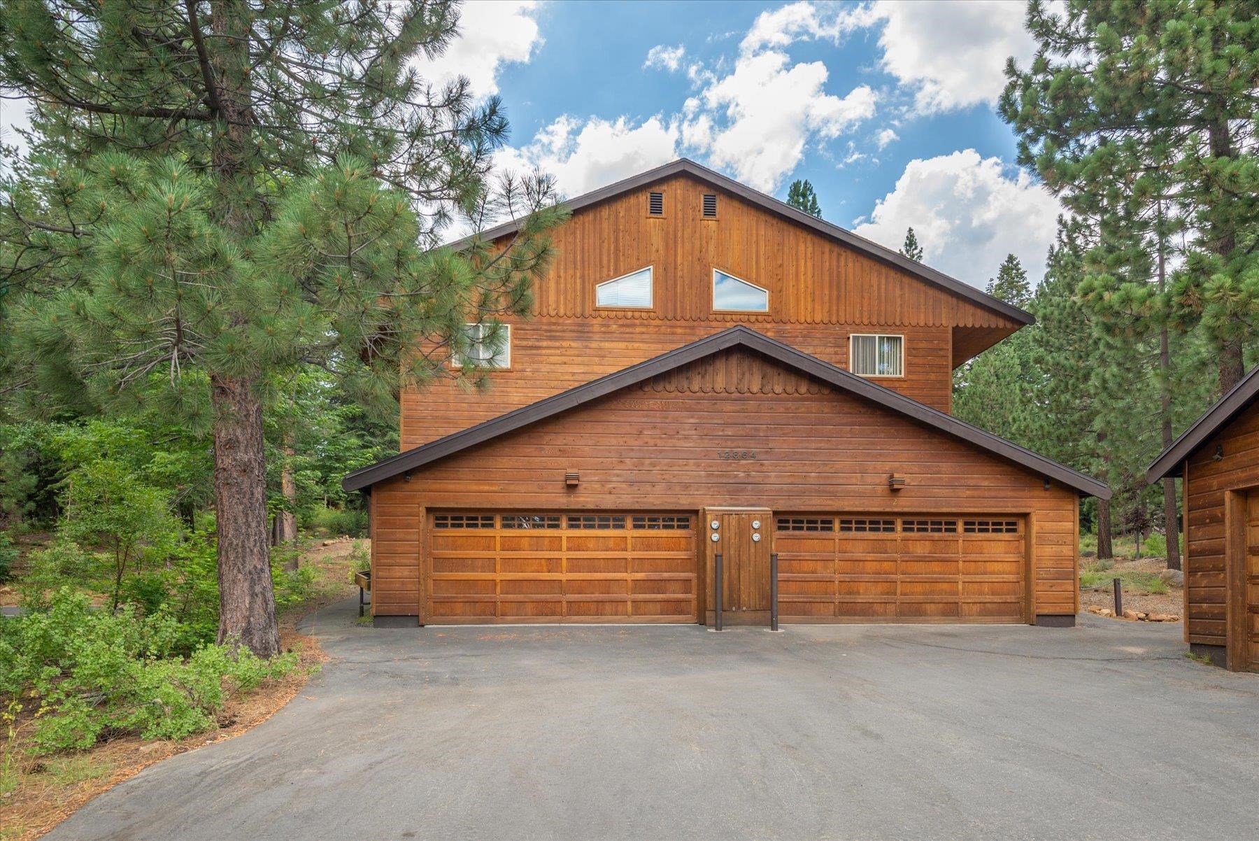 12864 Zurich Place Unit: 1