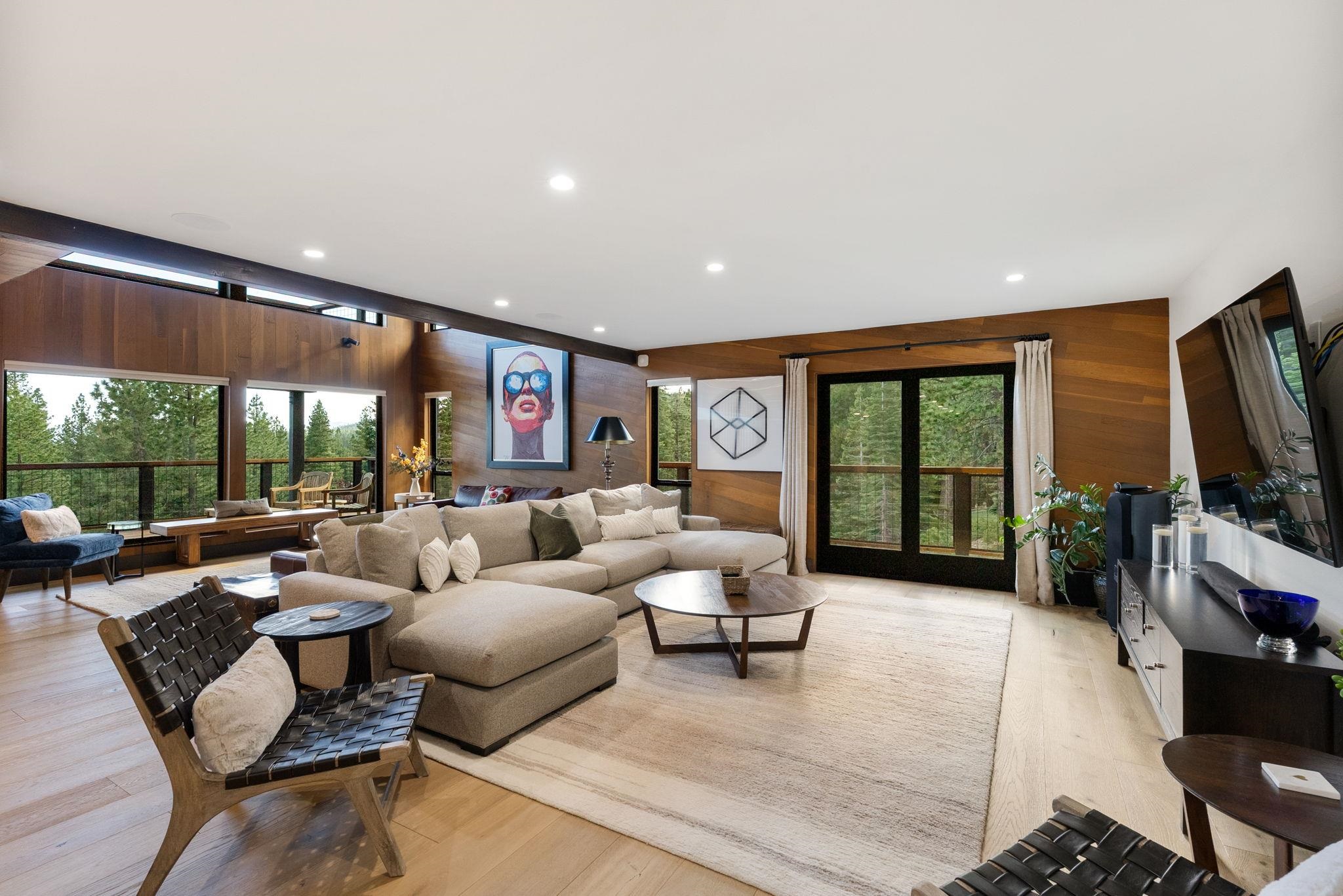 1000 Carnelian Bay Avenue