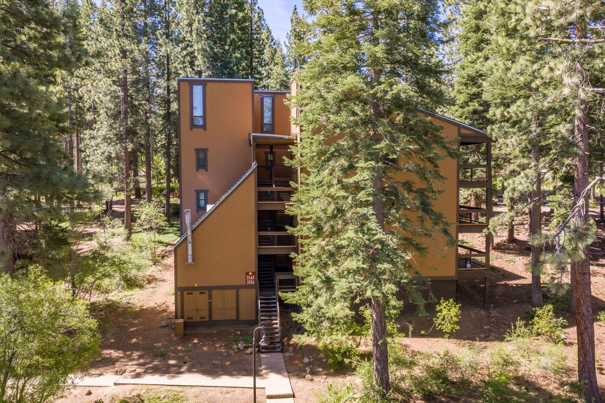 3147 Aspen Grove