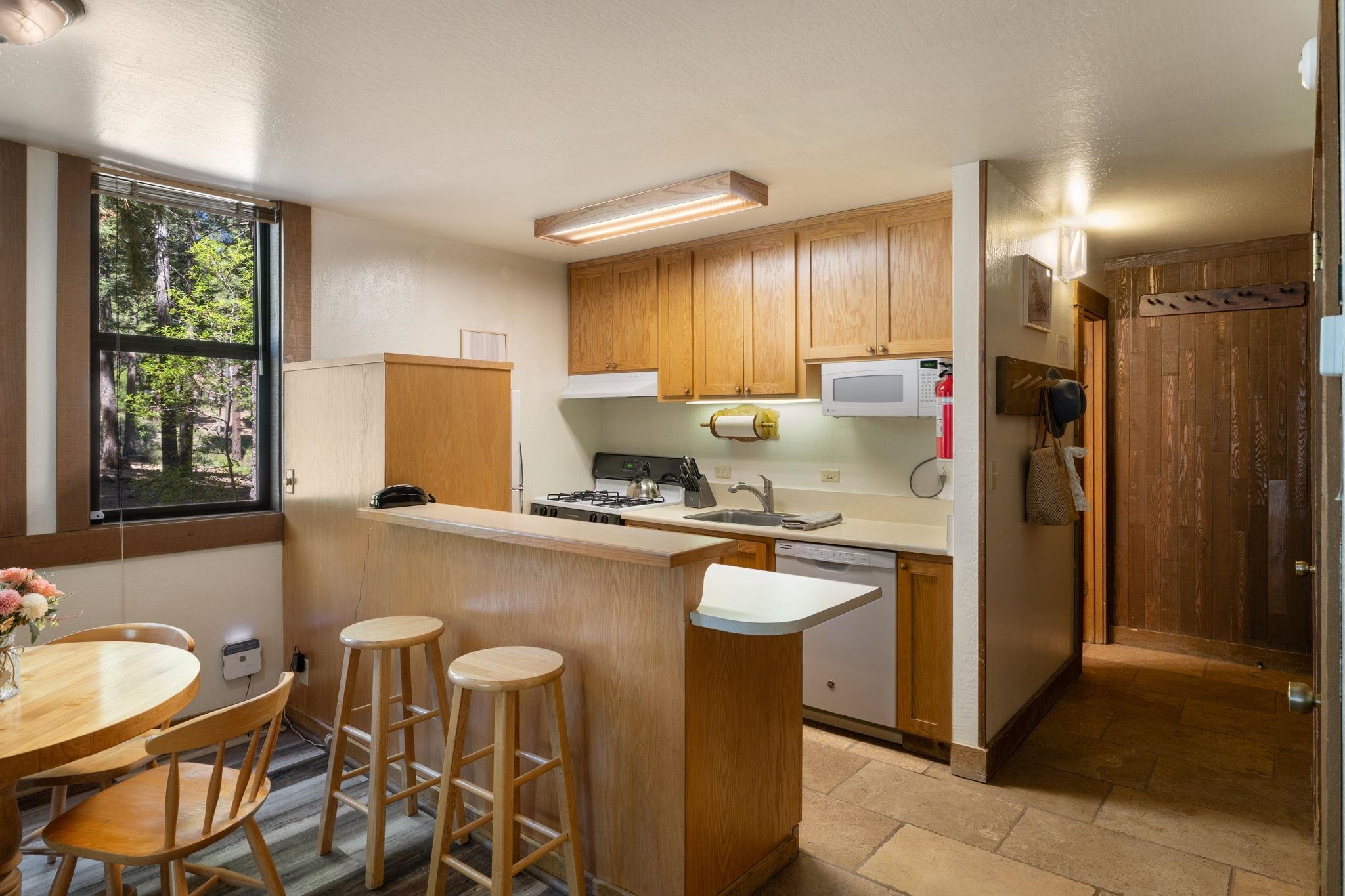 3147 Aspen Grove