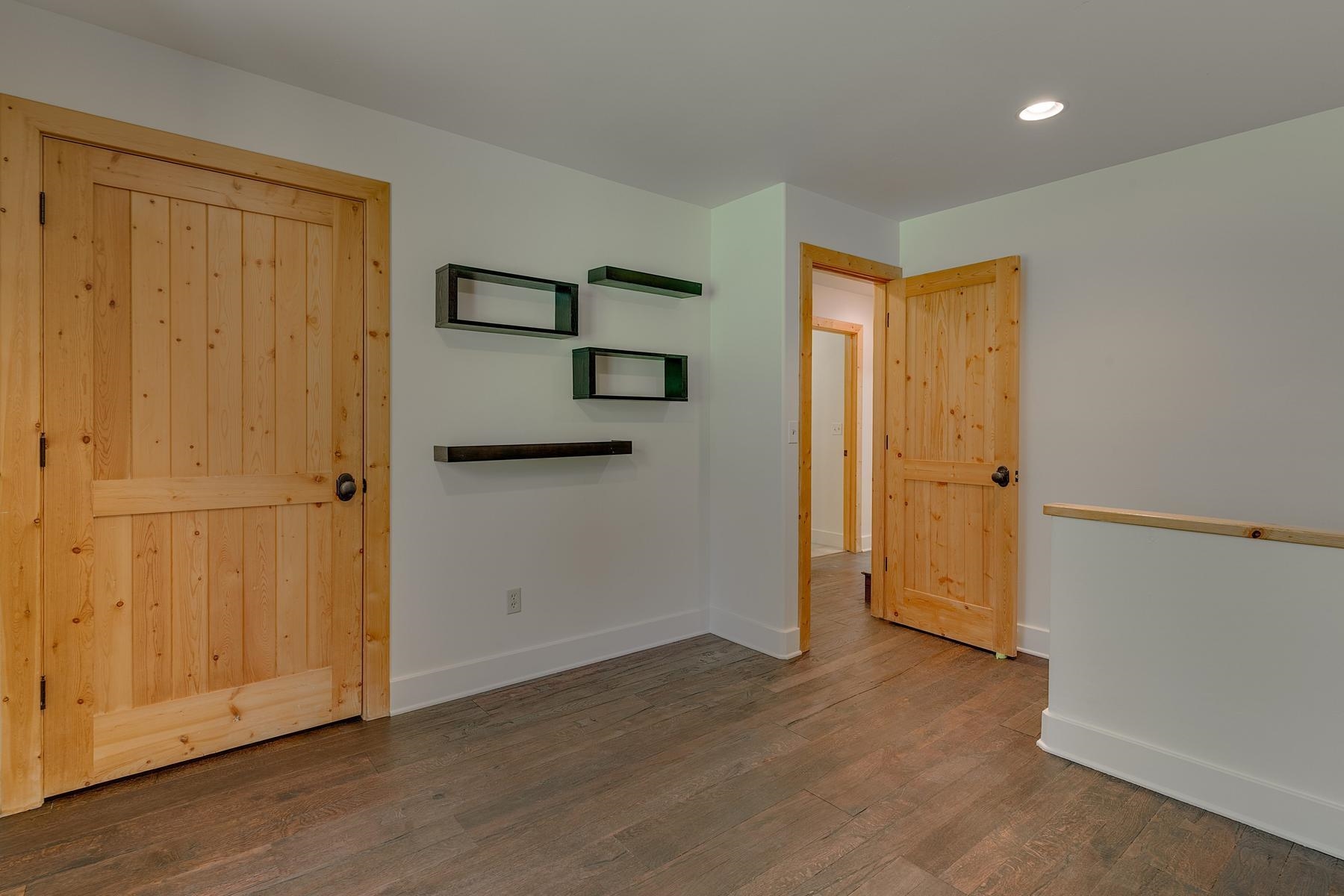 1130 Canterbury Drive