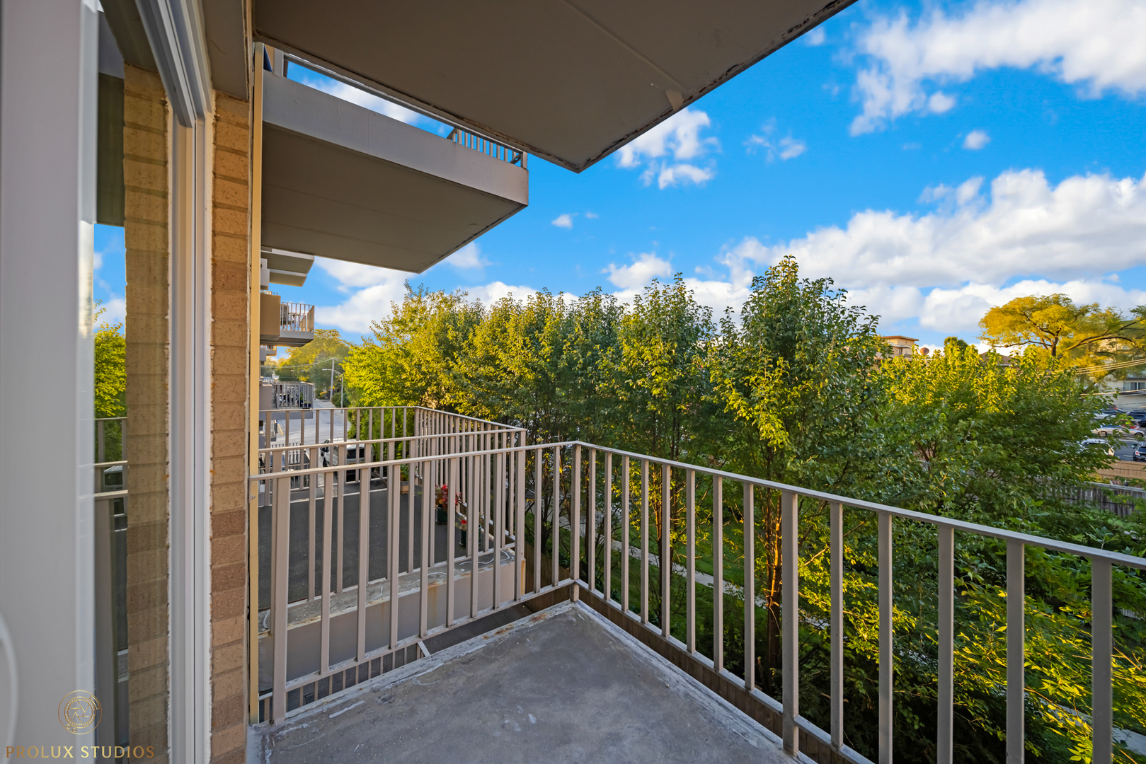 300 Circle Avenue Unit: 3E