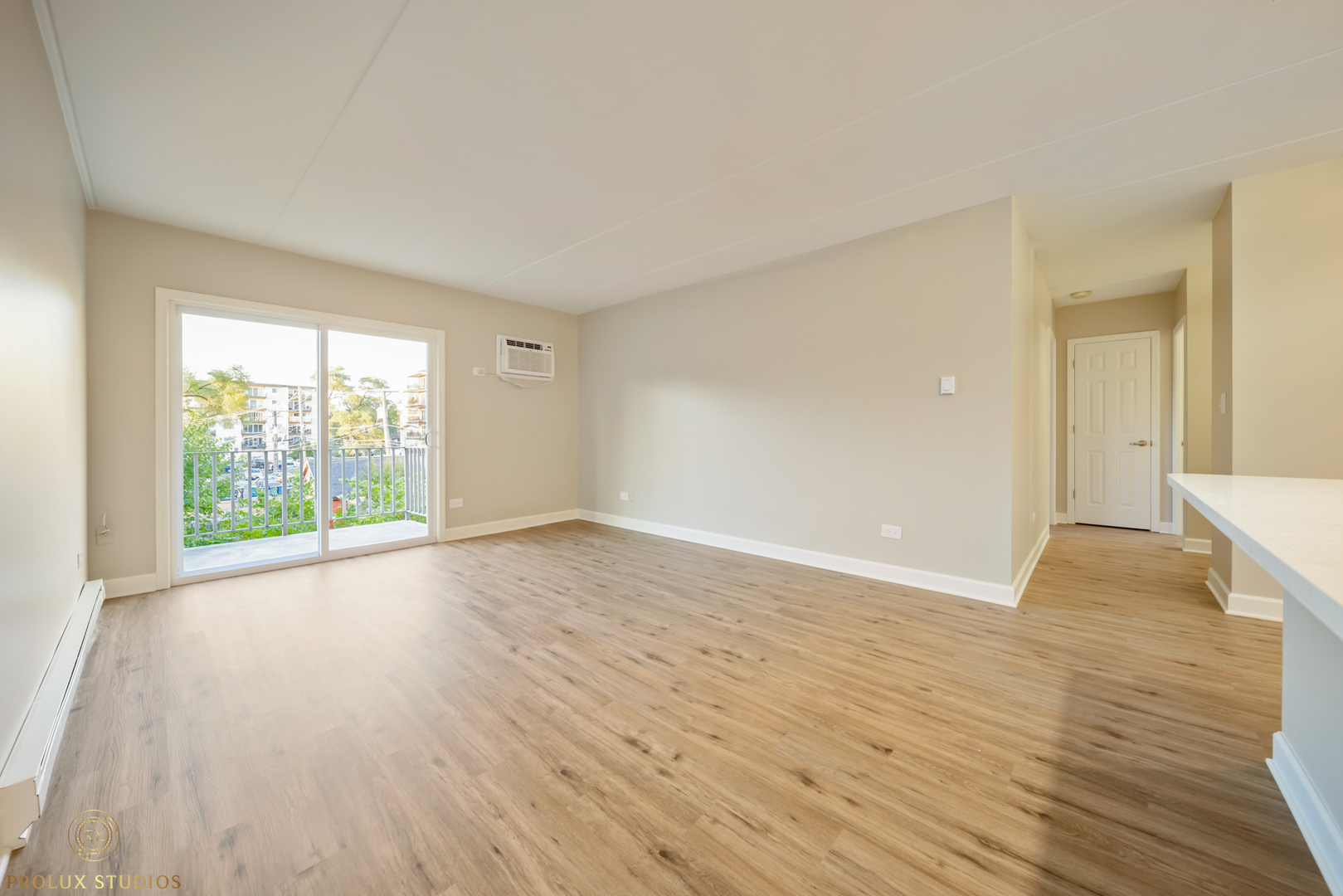 300 Circle Avenue Unit: 3E