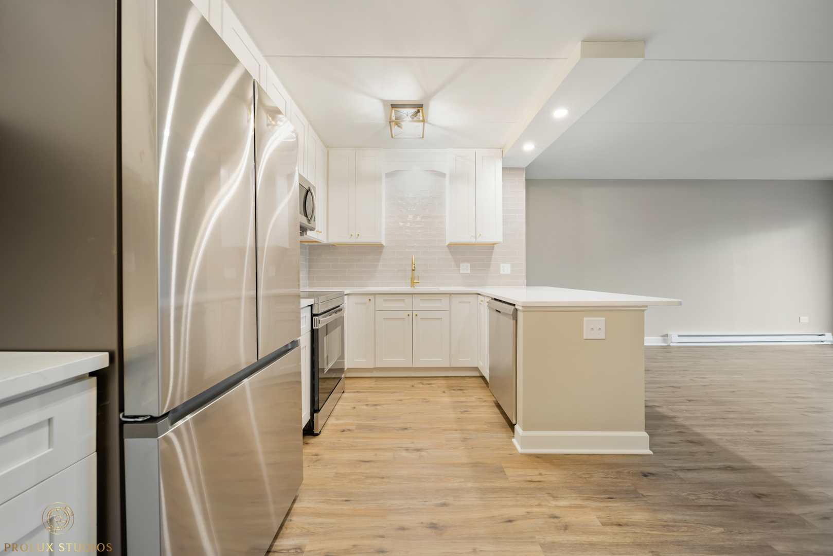 300 Circle Avenue Unit: 3E