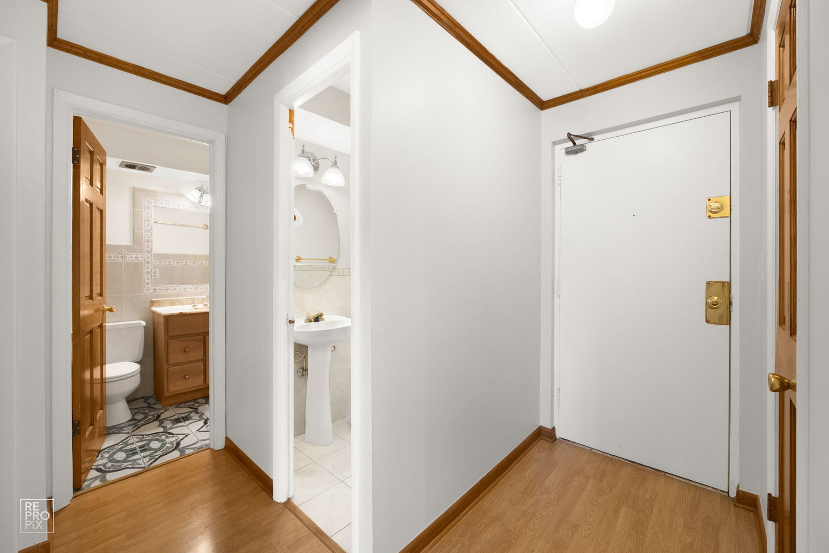 315 Des Plaines Avenue Unit: 407